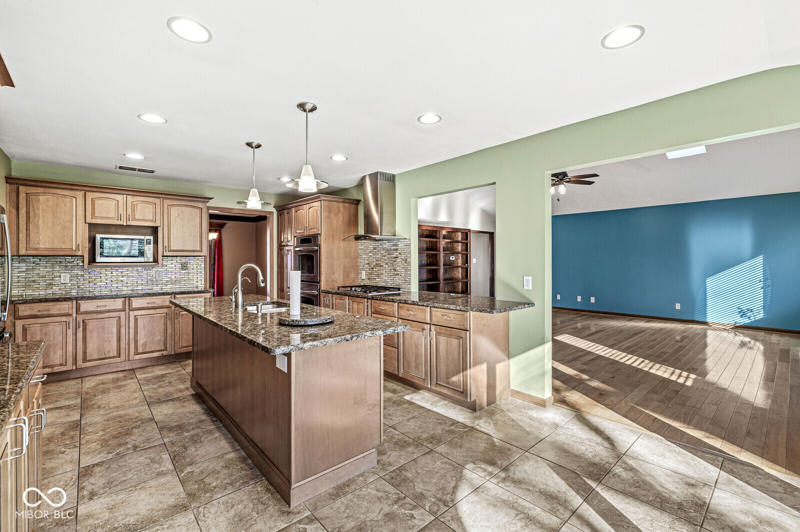 6337 Red Oak Drive