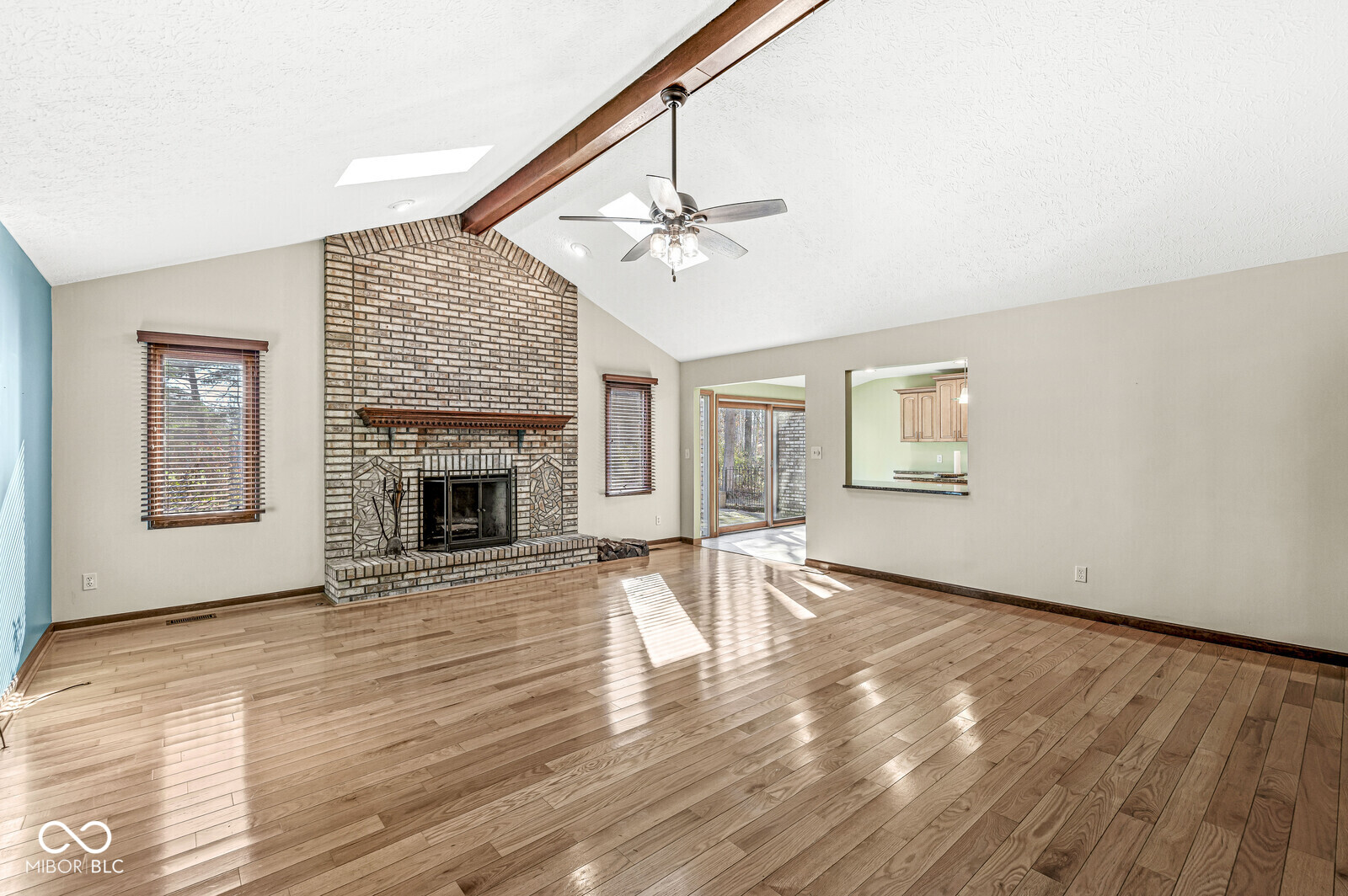 6337 Red Oak Drive