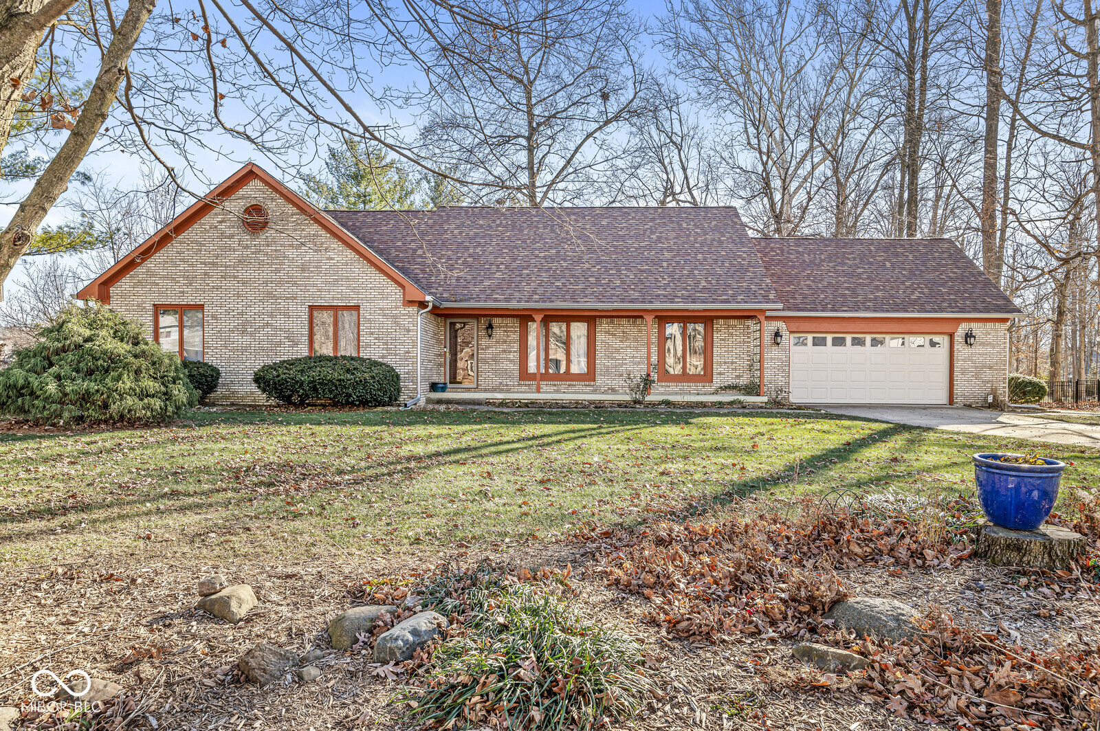 6337 Red Oak Drive