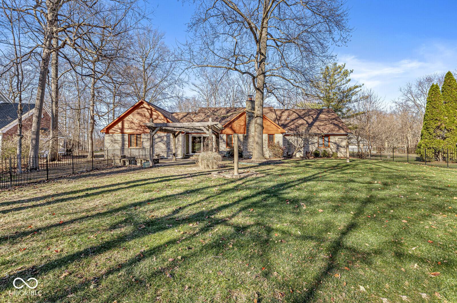 6337 Red Oak Drive