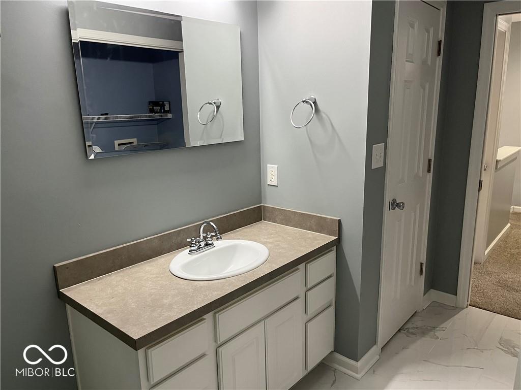 2241 N Scioto Street Unit: 4-2241