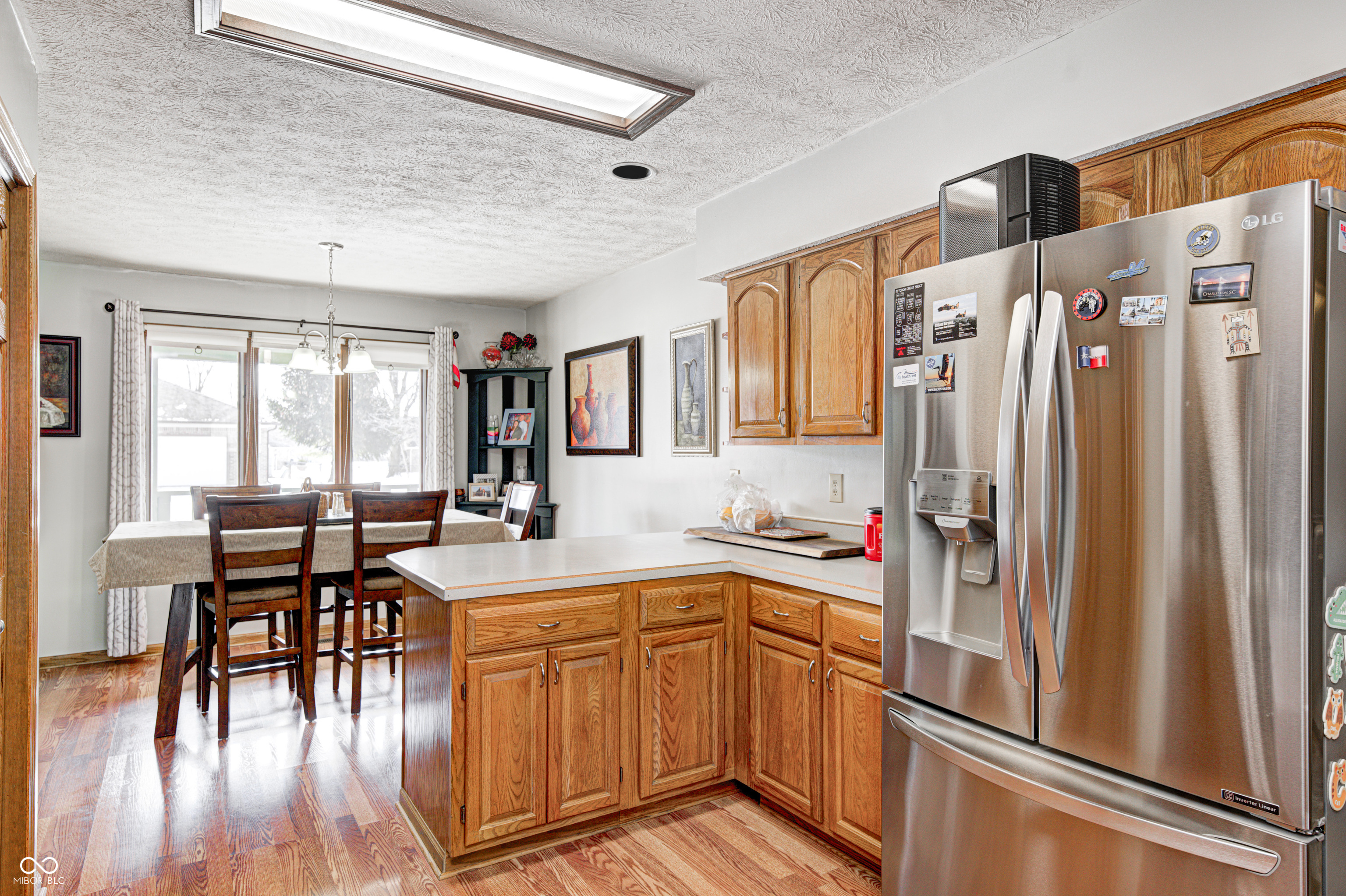 1586 Woodside Drive