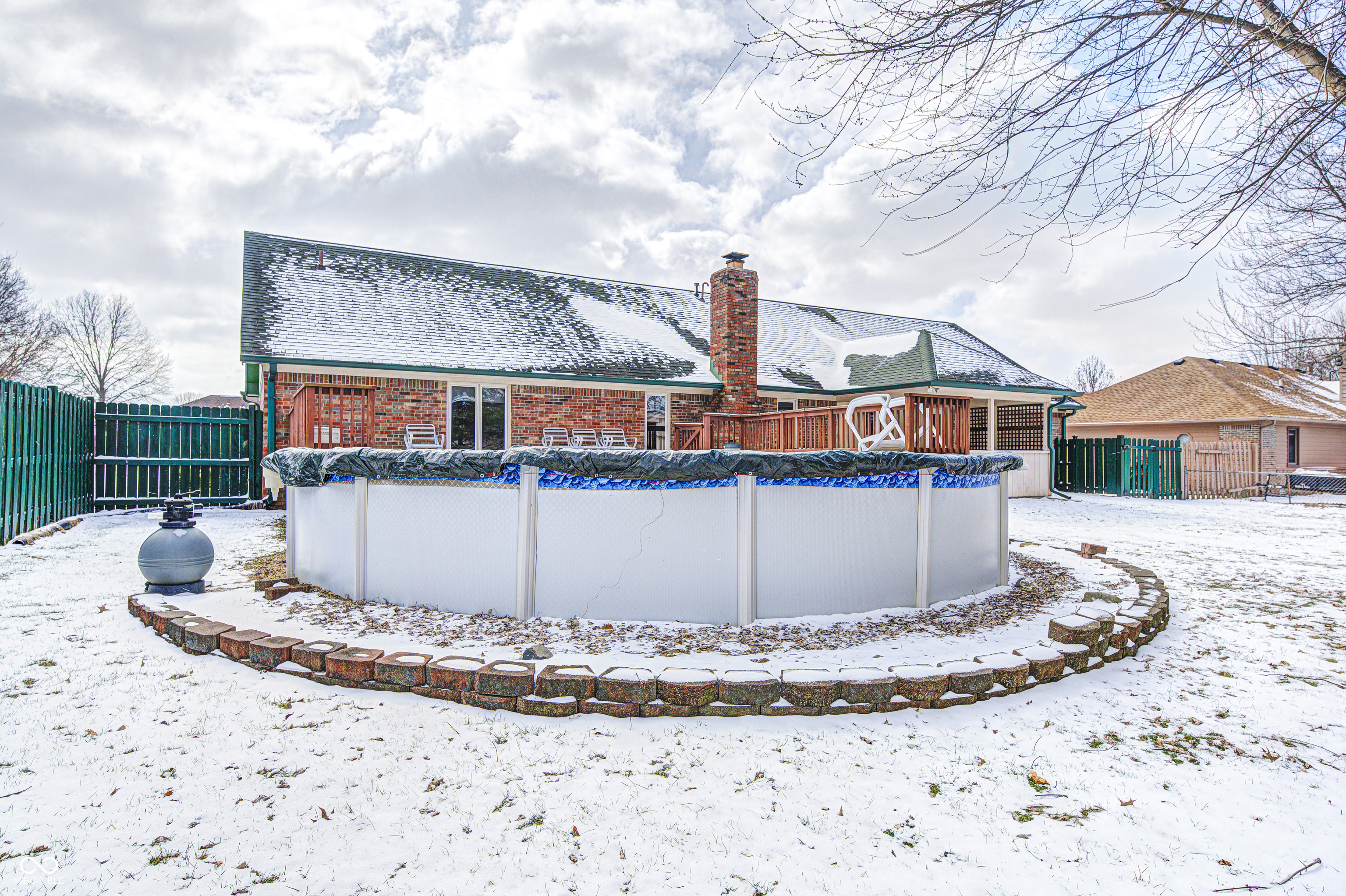 1586 Woodside Drive