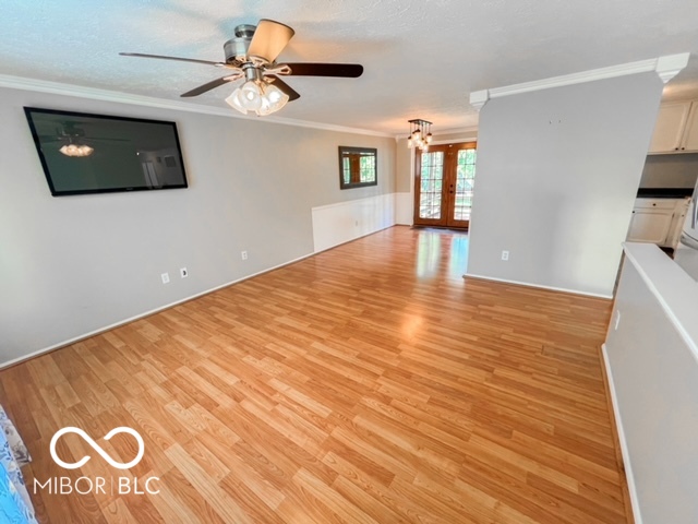 1402 Hornaday Road