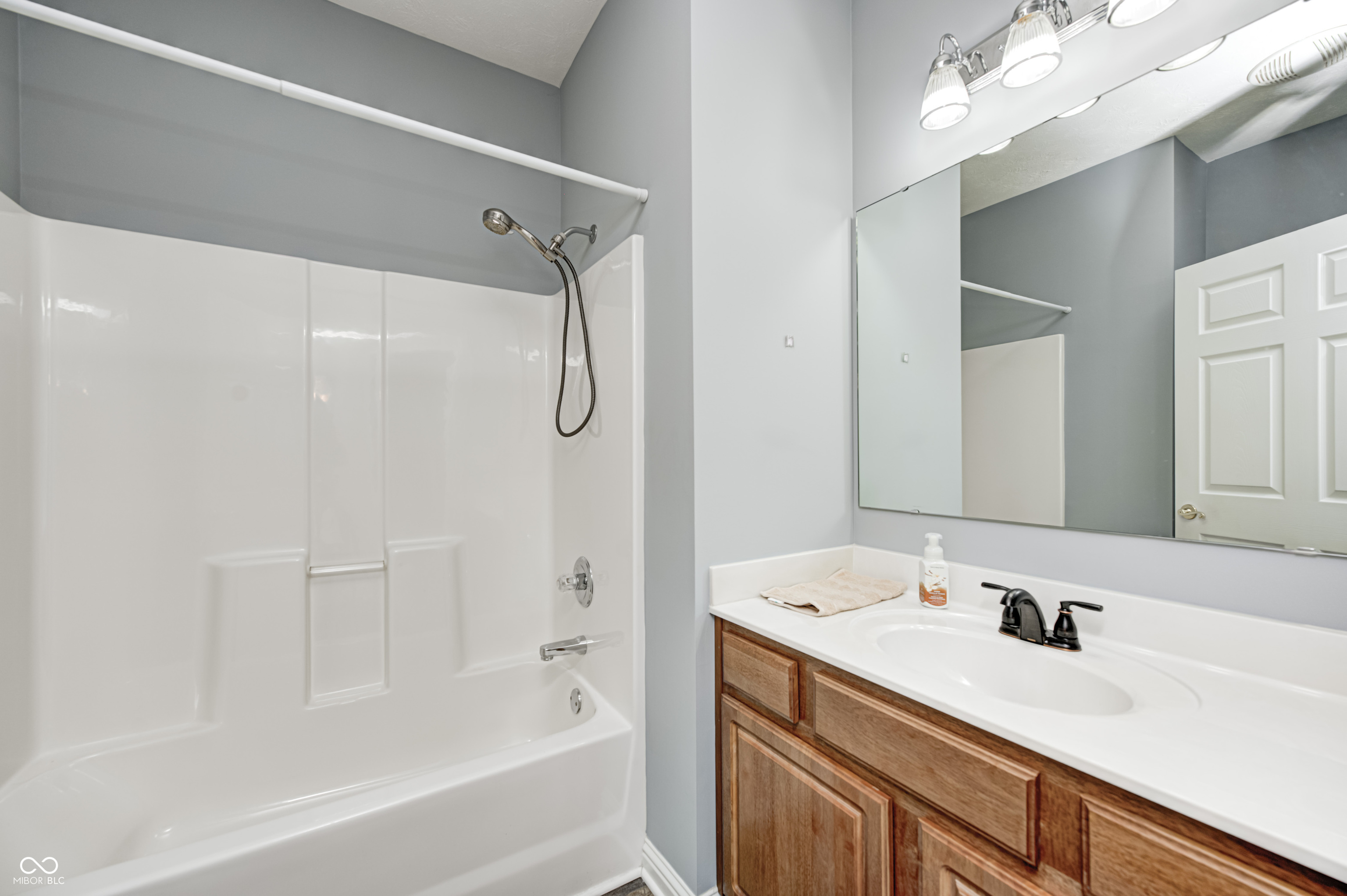 6816 Park Square Drive Unit: C