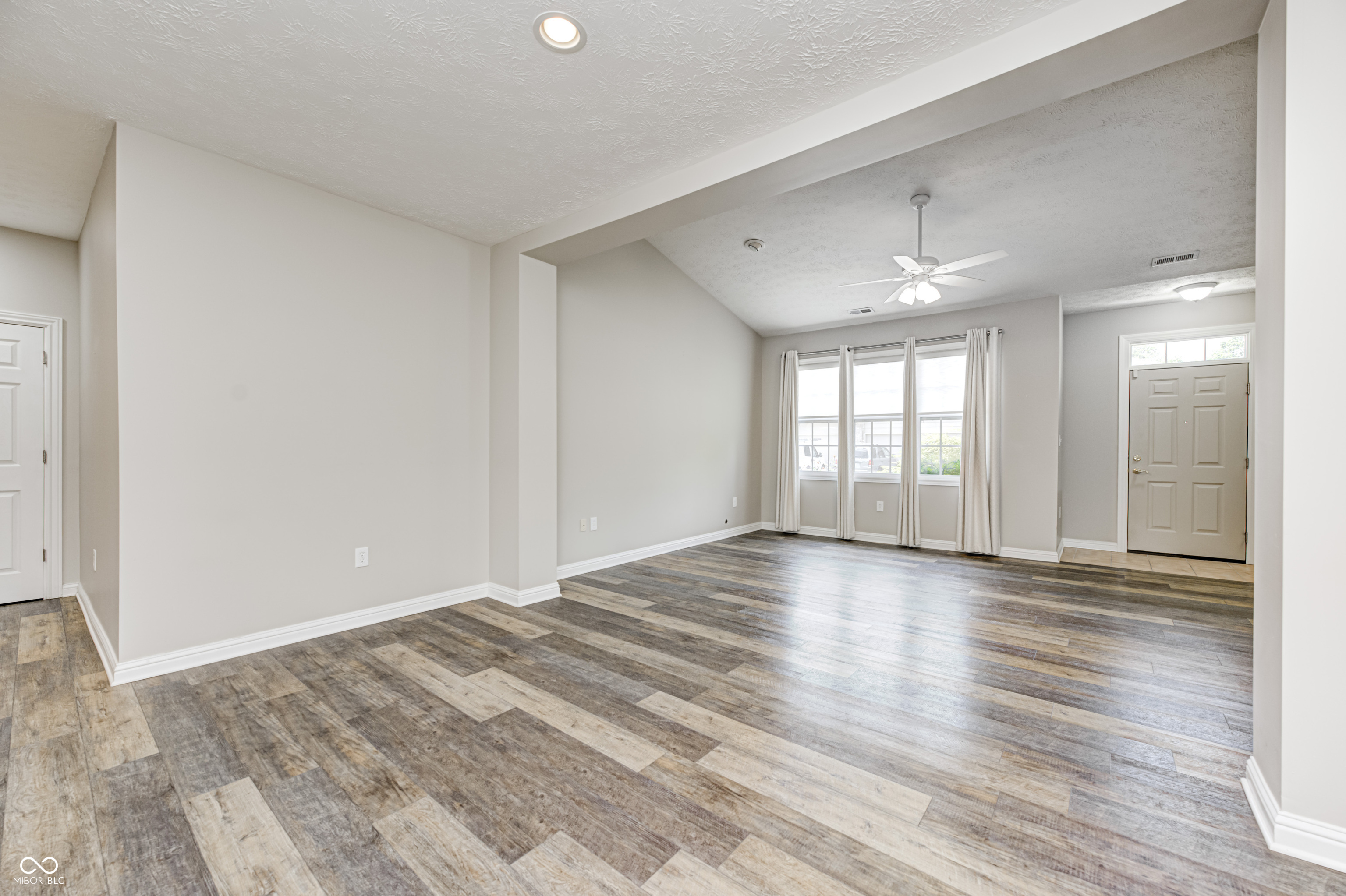 6816 Park Square Drive Unit: C