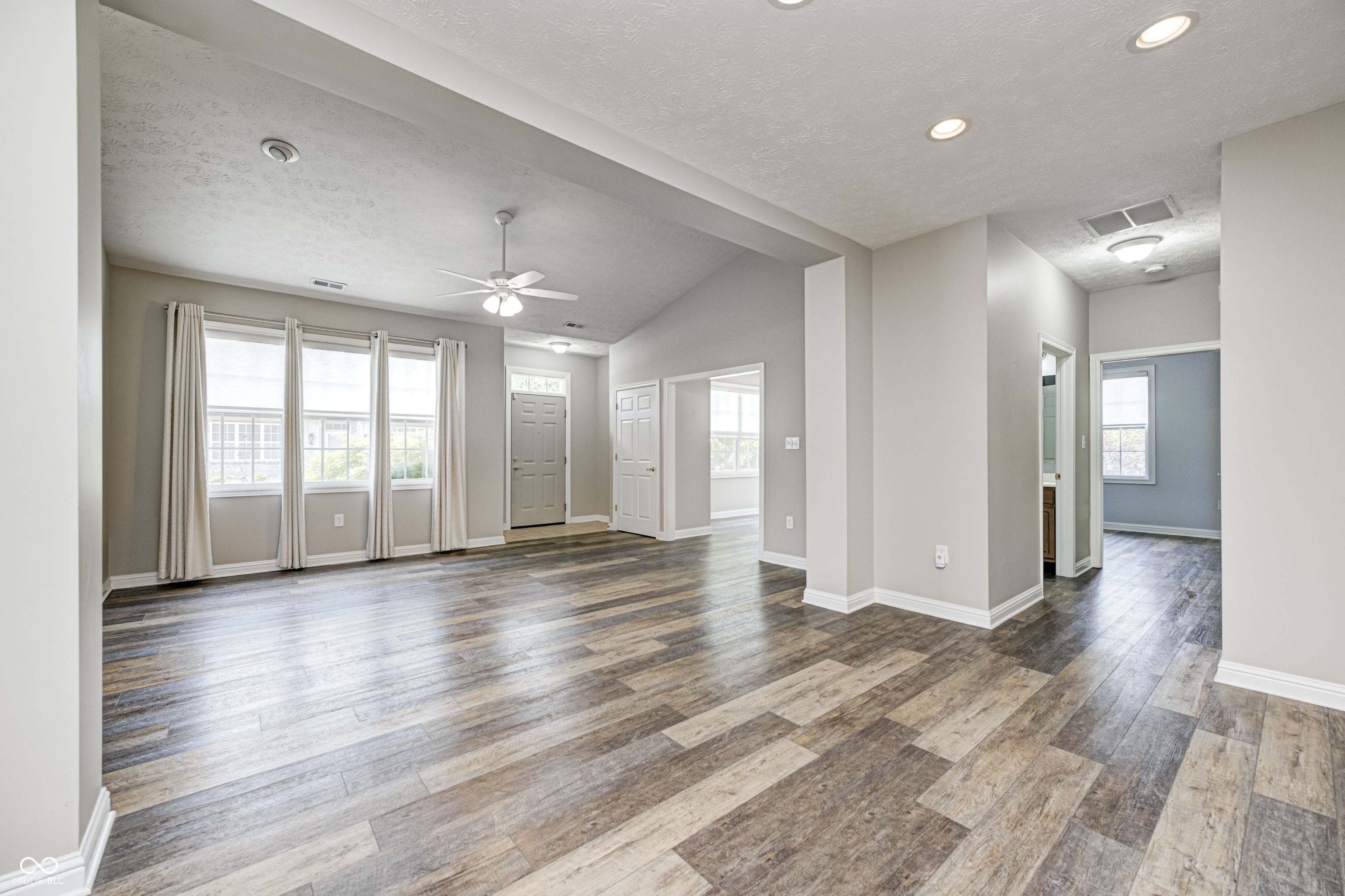 6816 Park Square Drive Unit: C