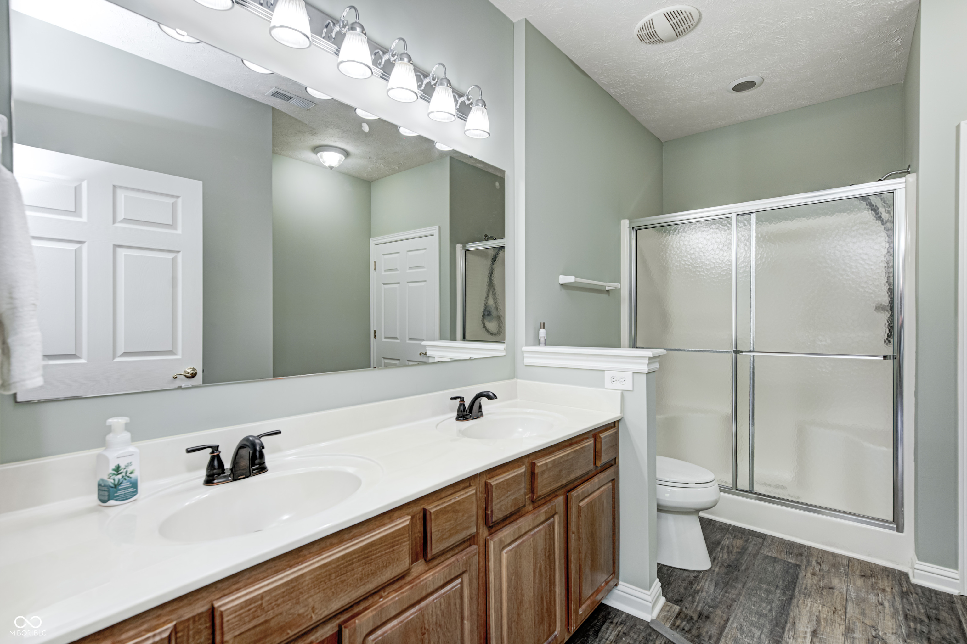 6816 Park Square Drive Unit: C