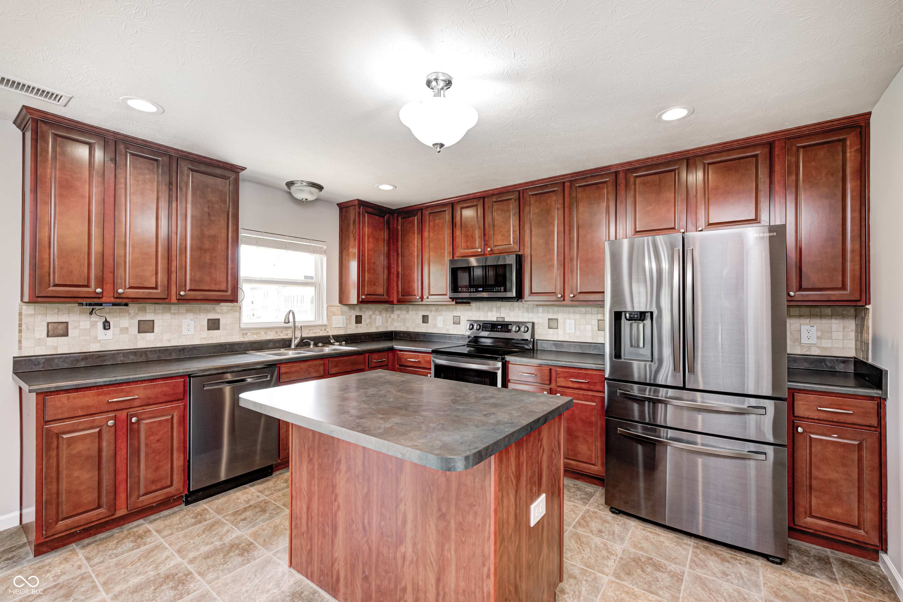 1287 Highland Lake Way