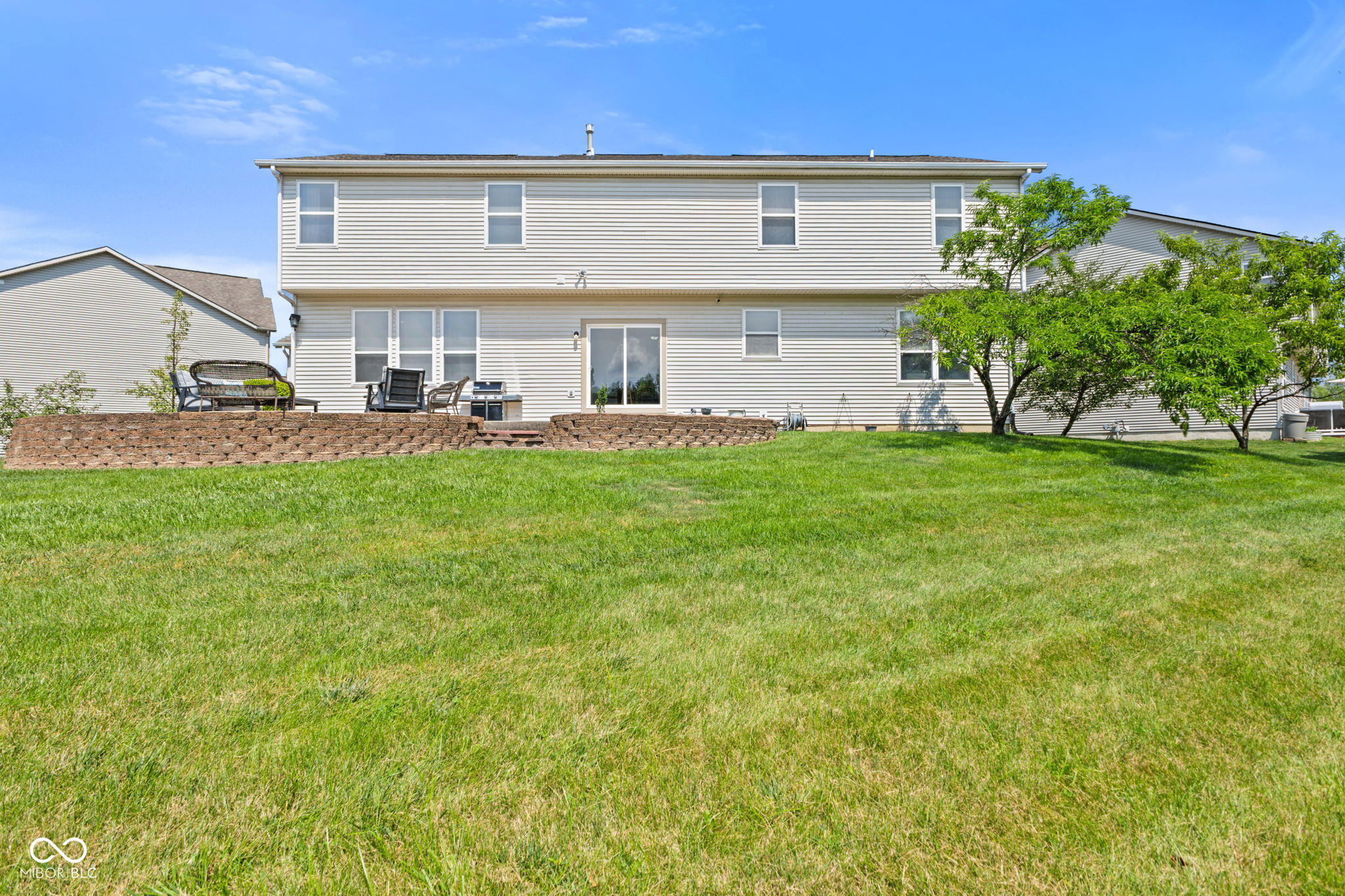 2096 Whitetail Court
