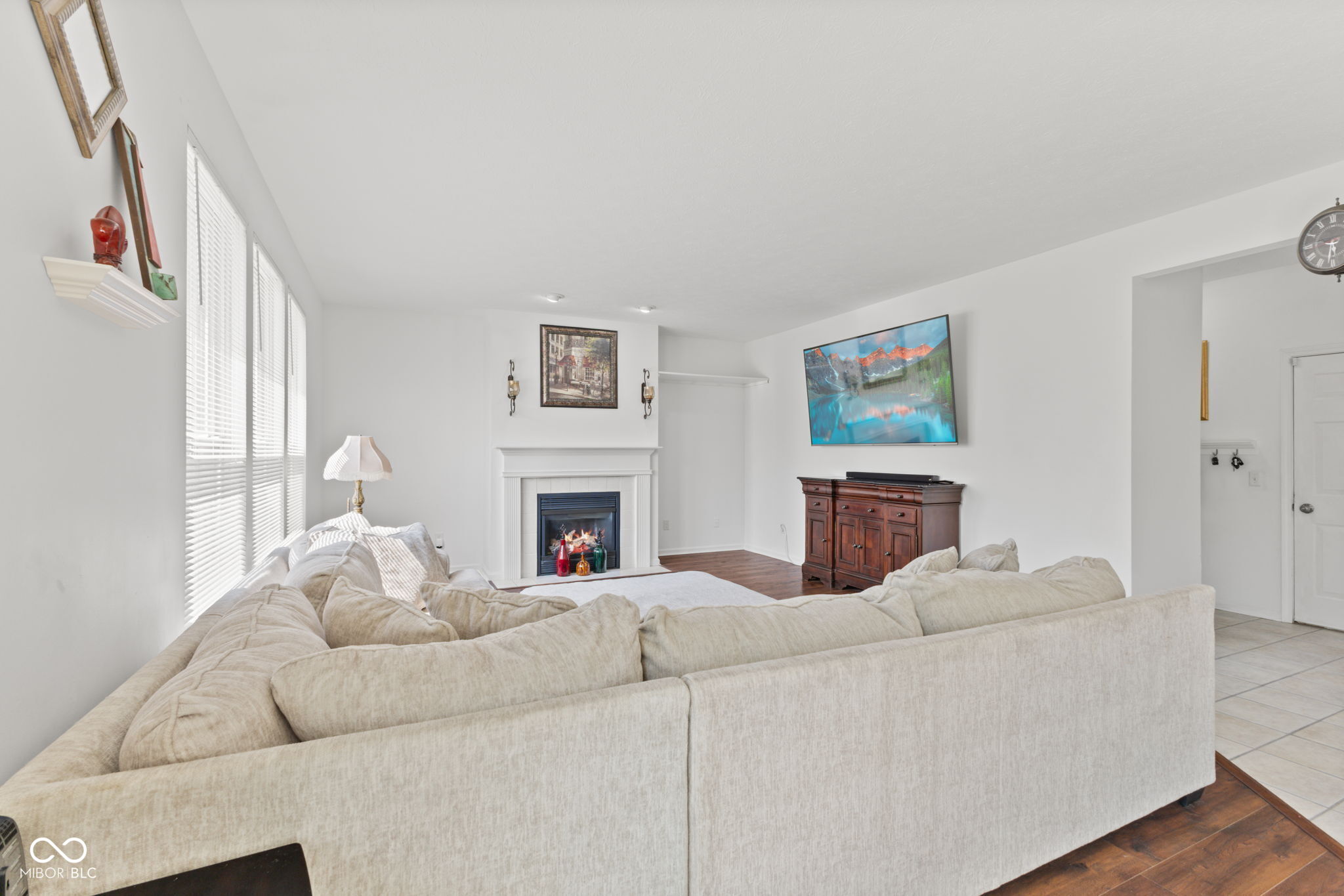 2096 Whitetail Court