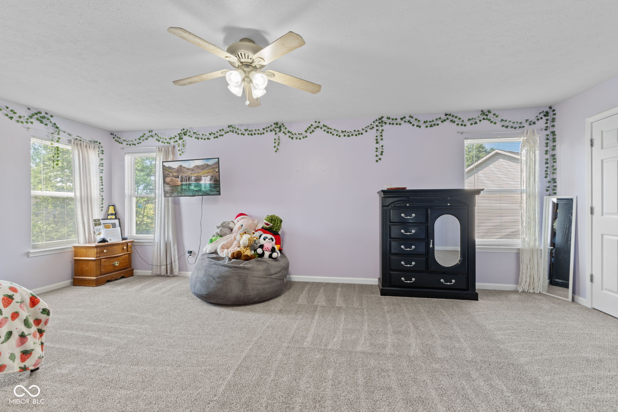 2096 Whitetail Court