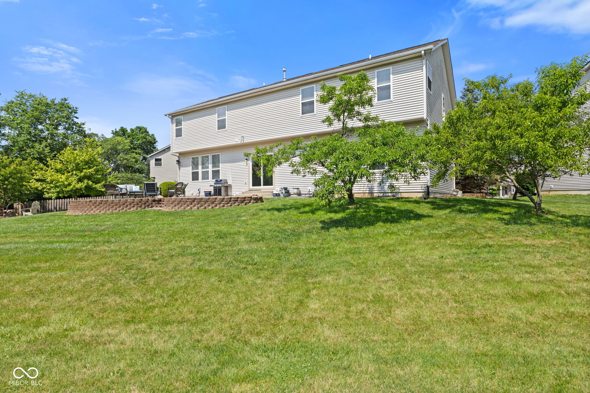 2096 Whitetail Court