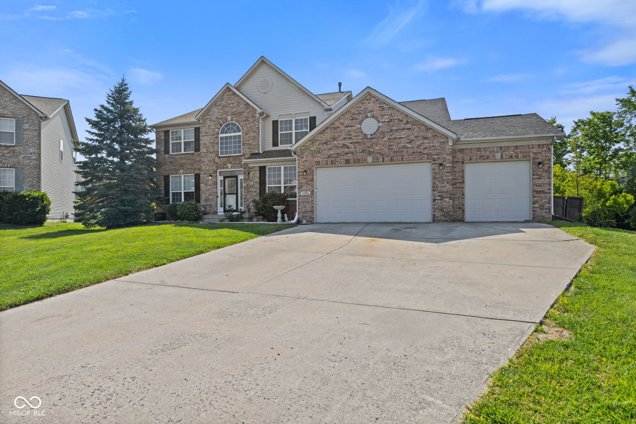 2096 Whitetail Court