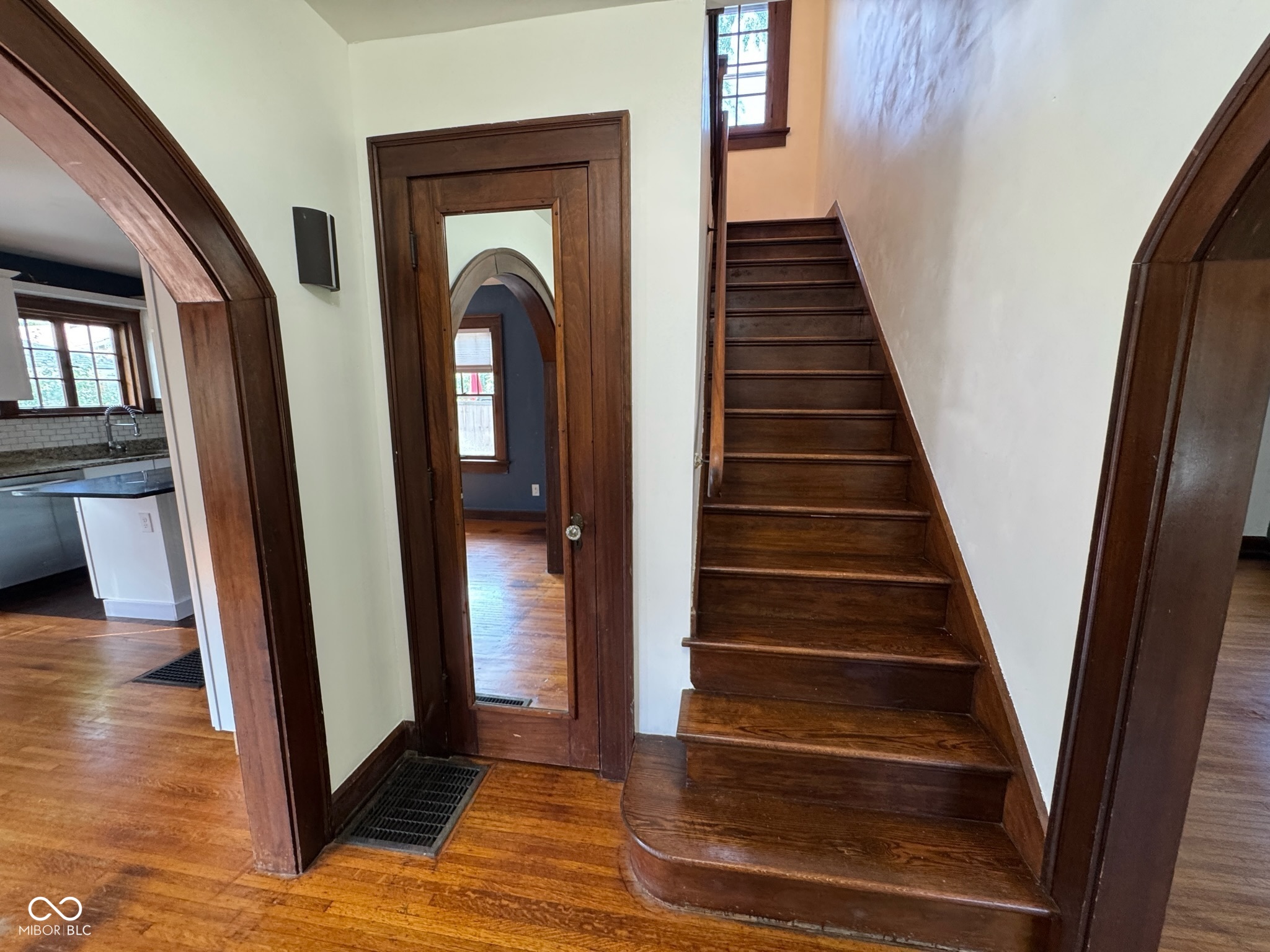 5260 E Pleasant Run Parkway North Drive