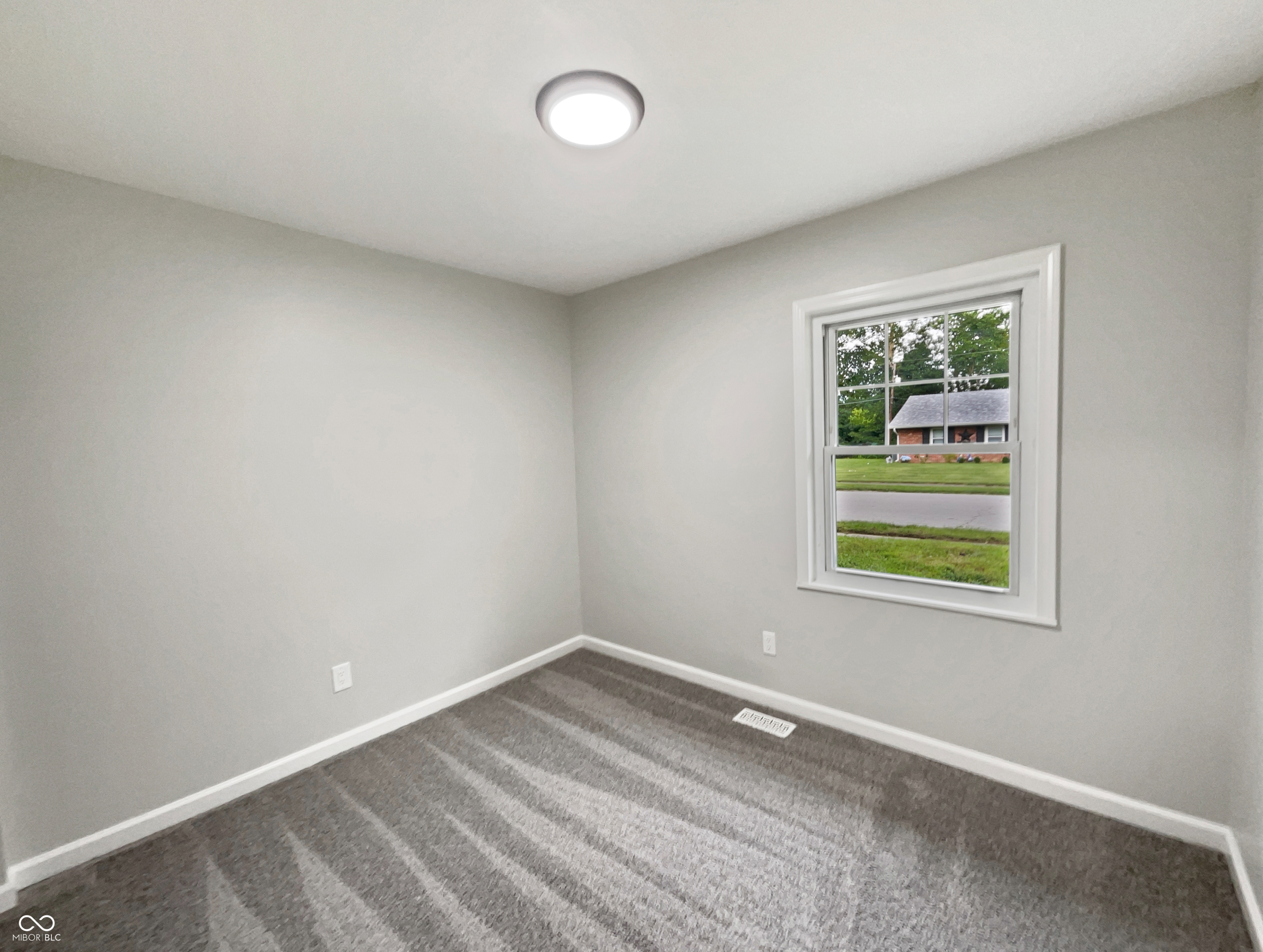 1107 Ridgewood Drive