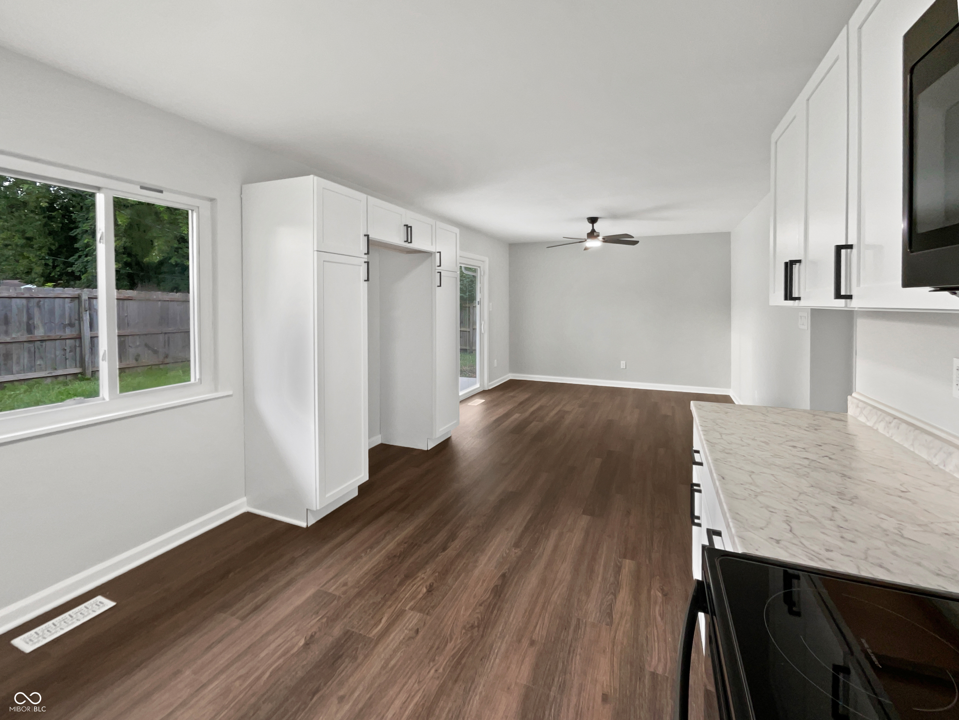 1107 Ridgewood Drive