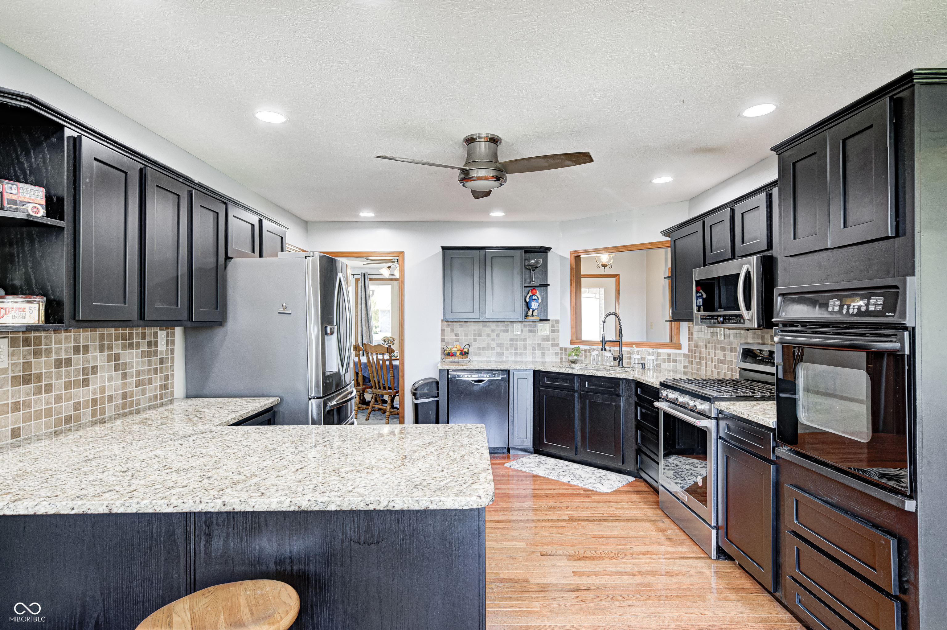 1711 Hunters Trail
