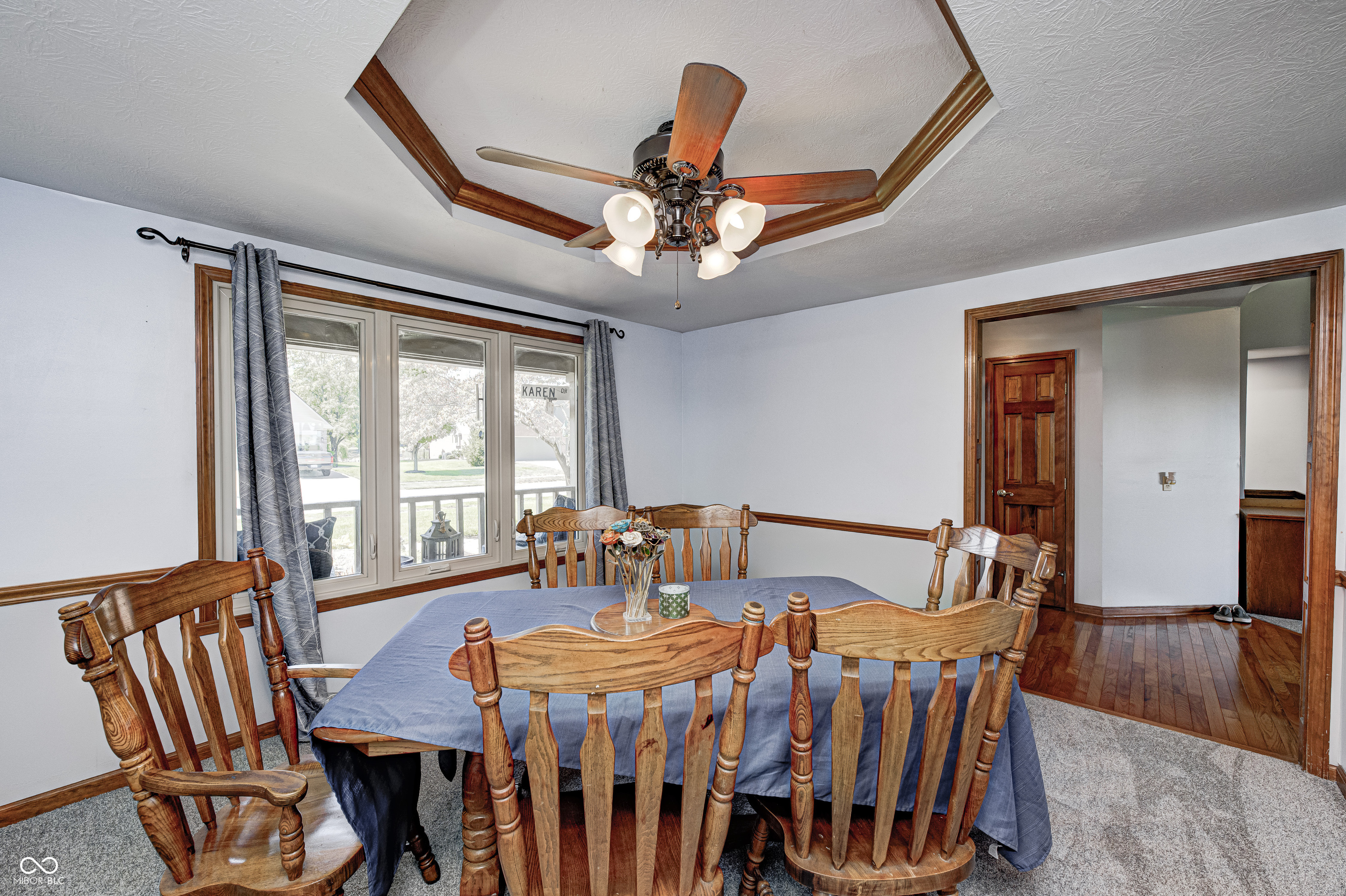 1711 Hunters Trail