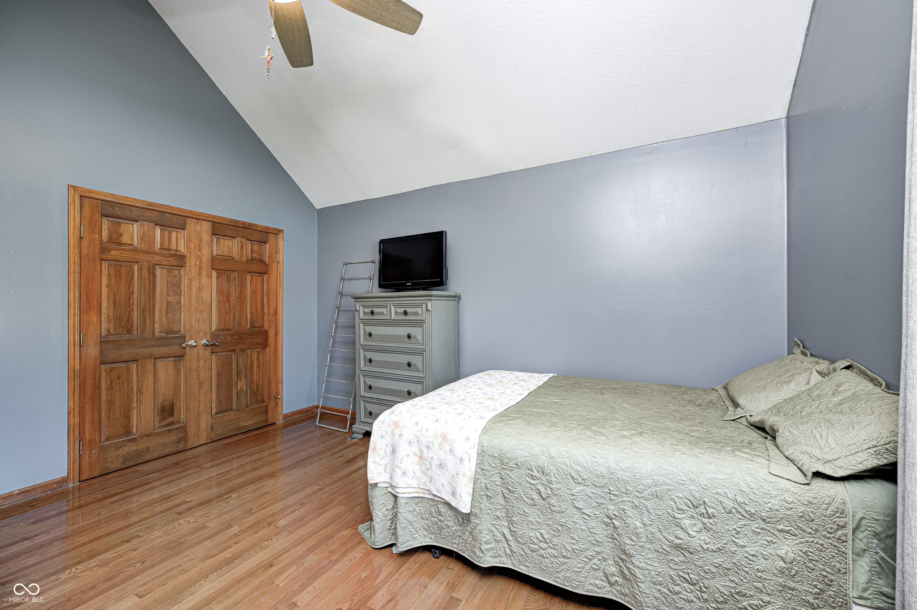 1711 Hunters Trail