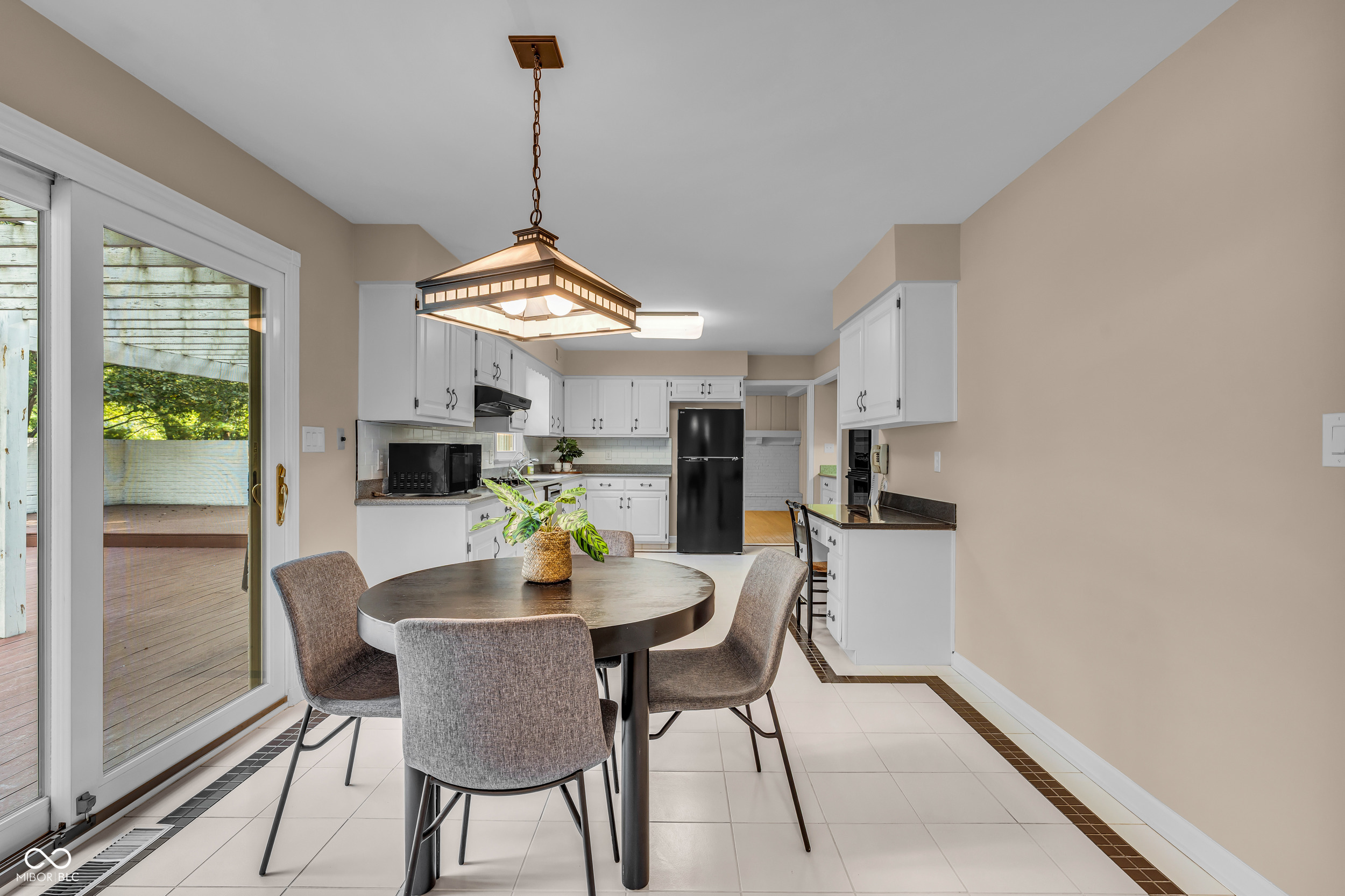 1310 Alderly Road