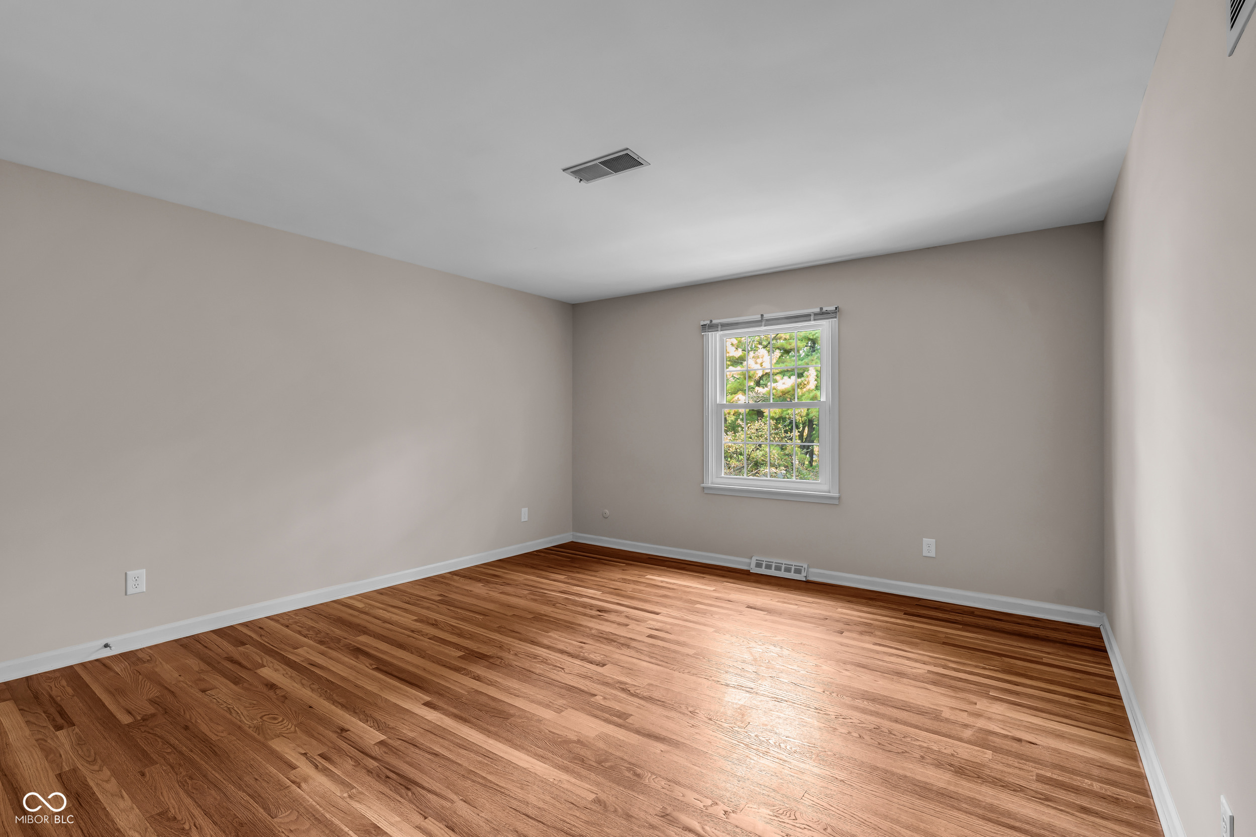 1310 Alderly Road