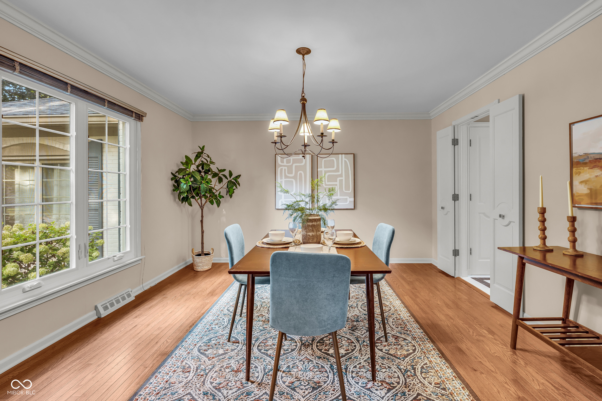 1310 Alderly Road