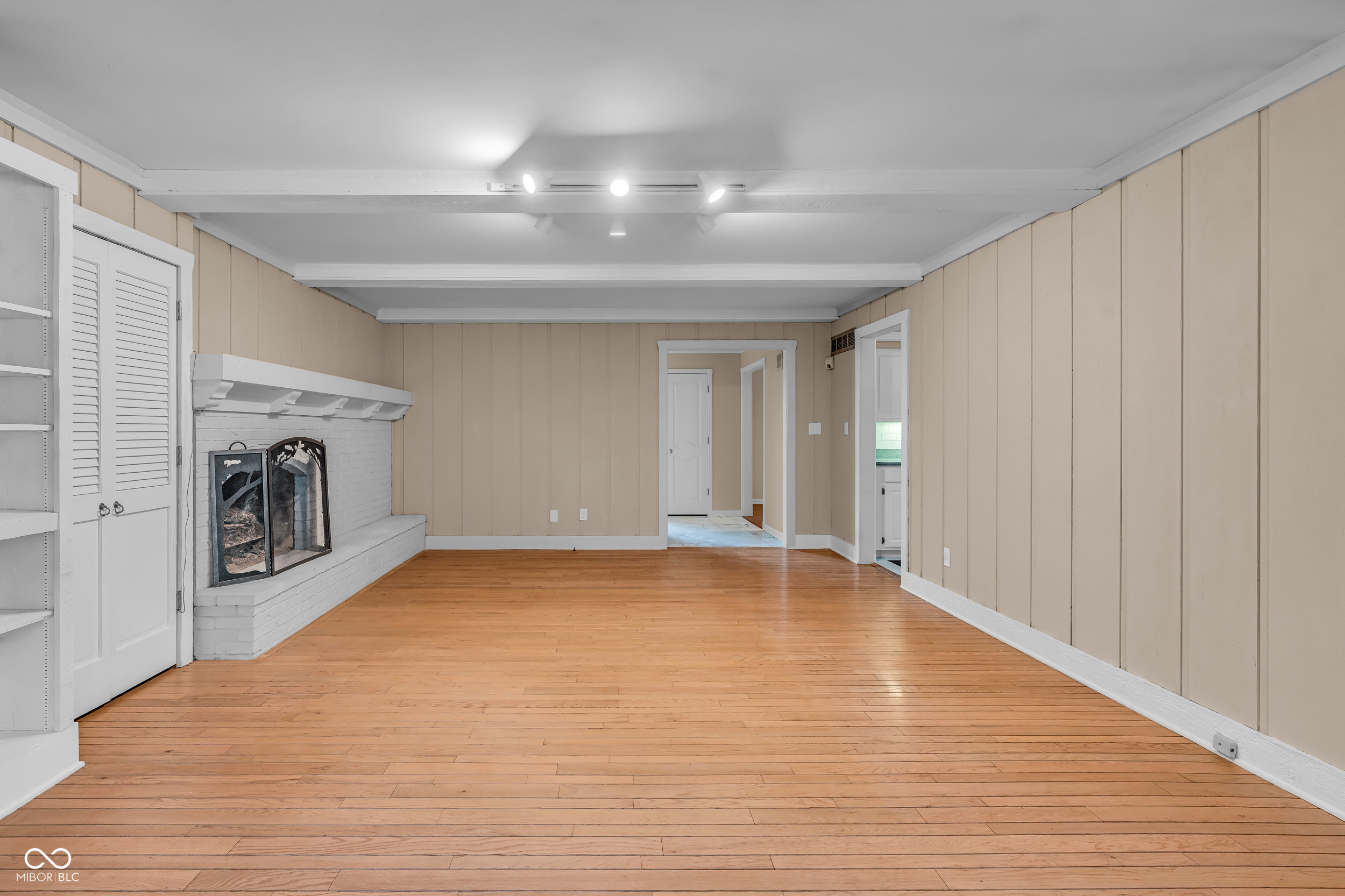 1310 Alderly Road