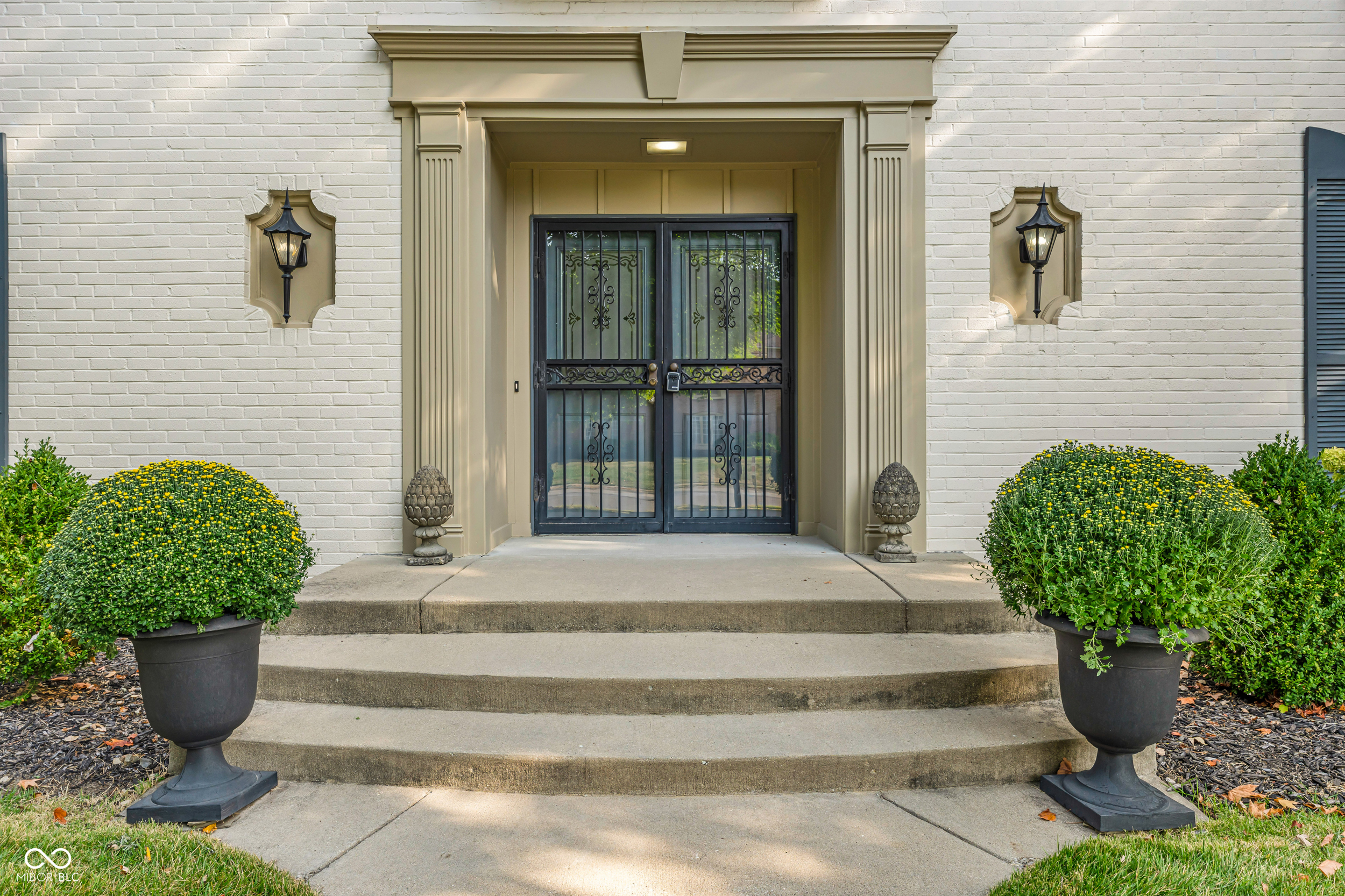 1310 Alderly Road