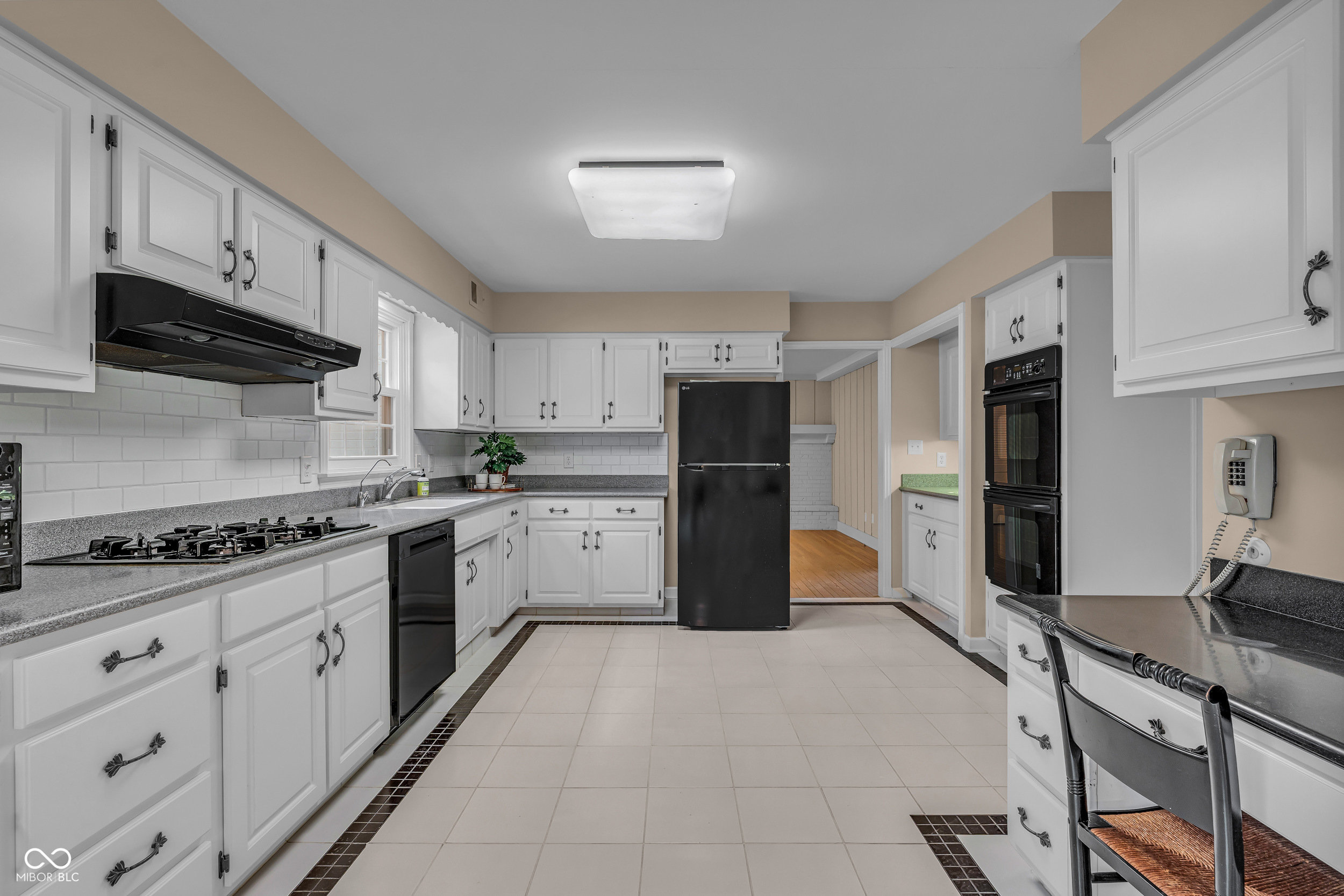 1310 Alderly Road