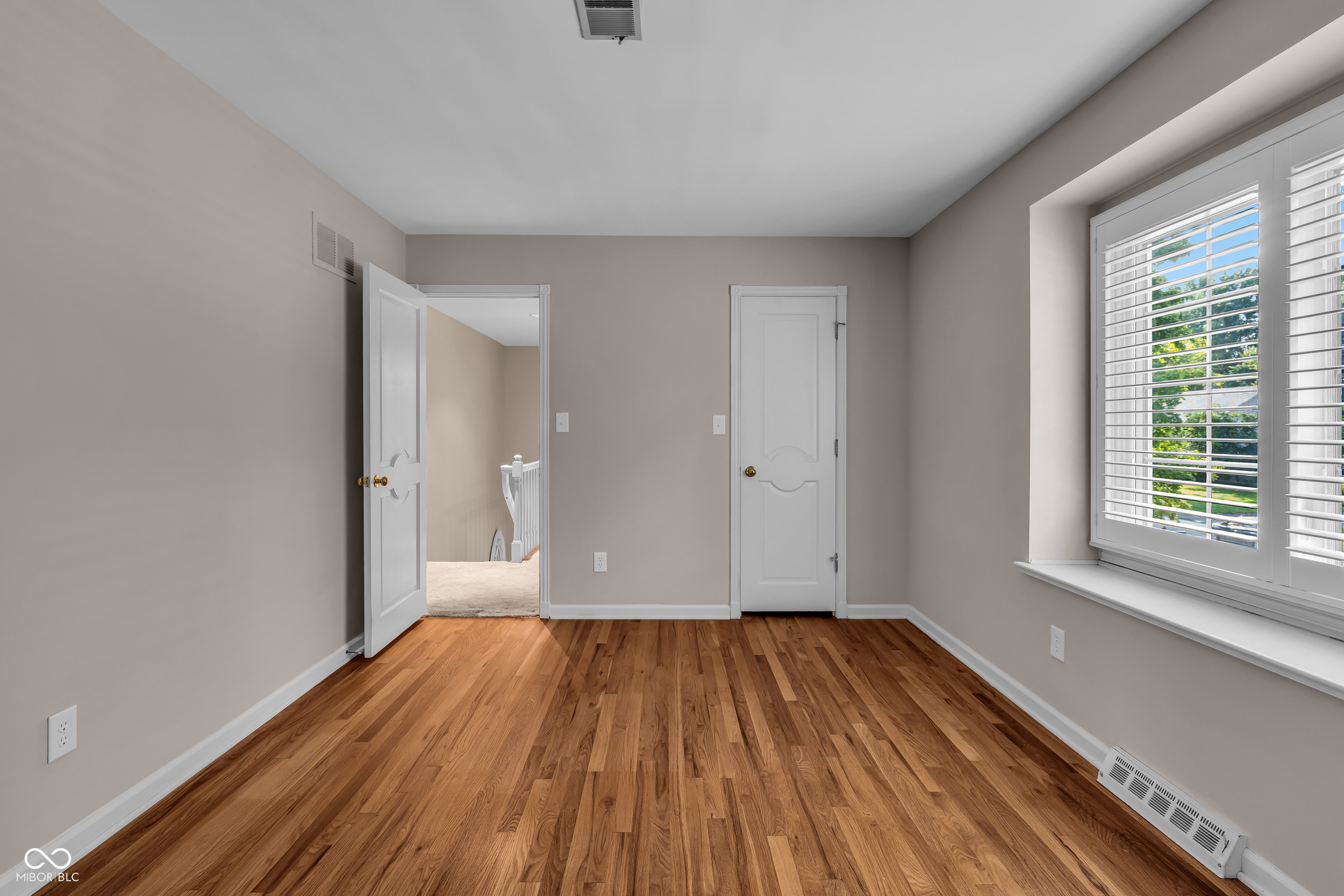 1310 Alderly Road