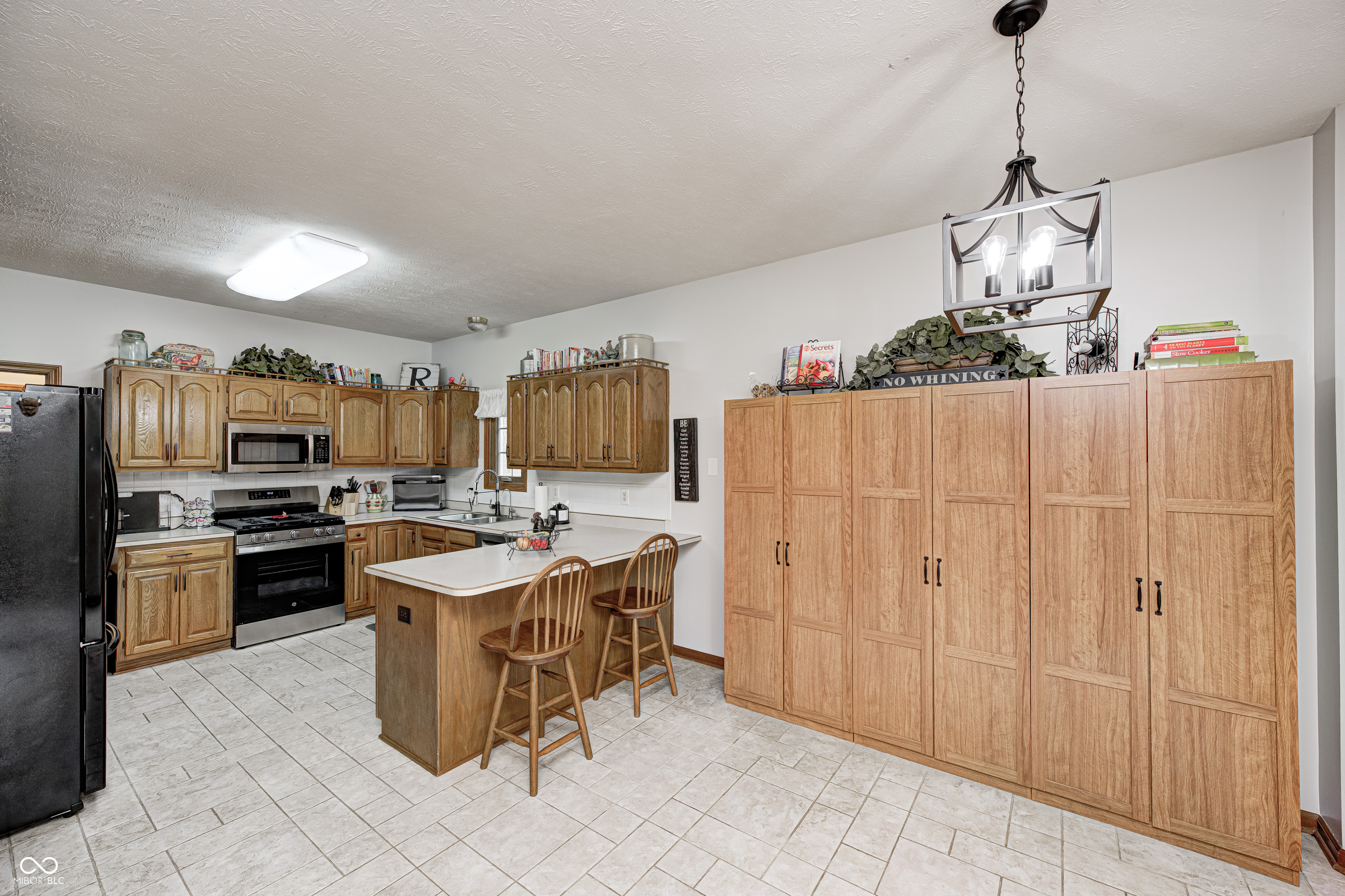 9311 Shady Bend