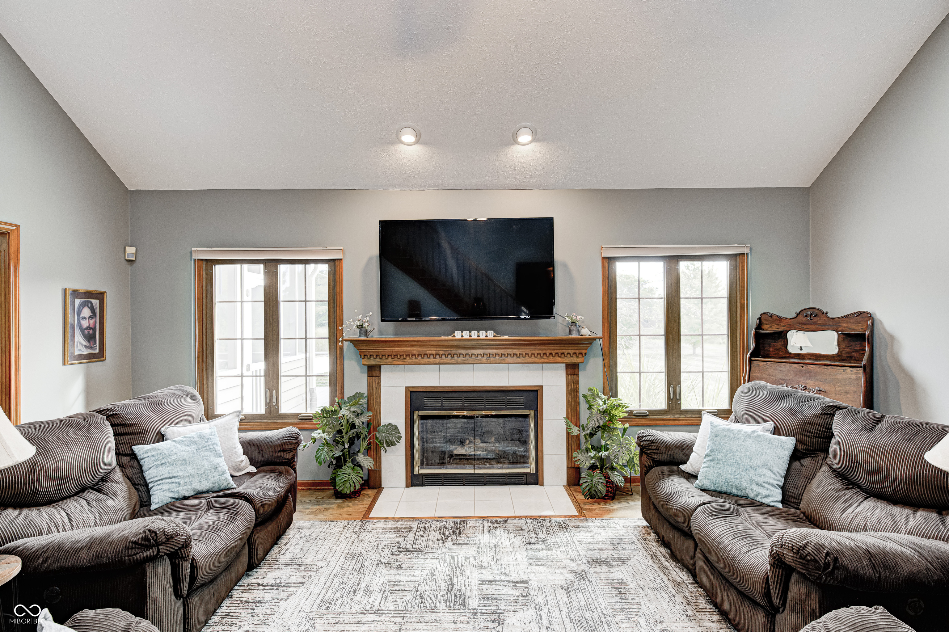 9311 Shady Bend