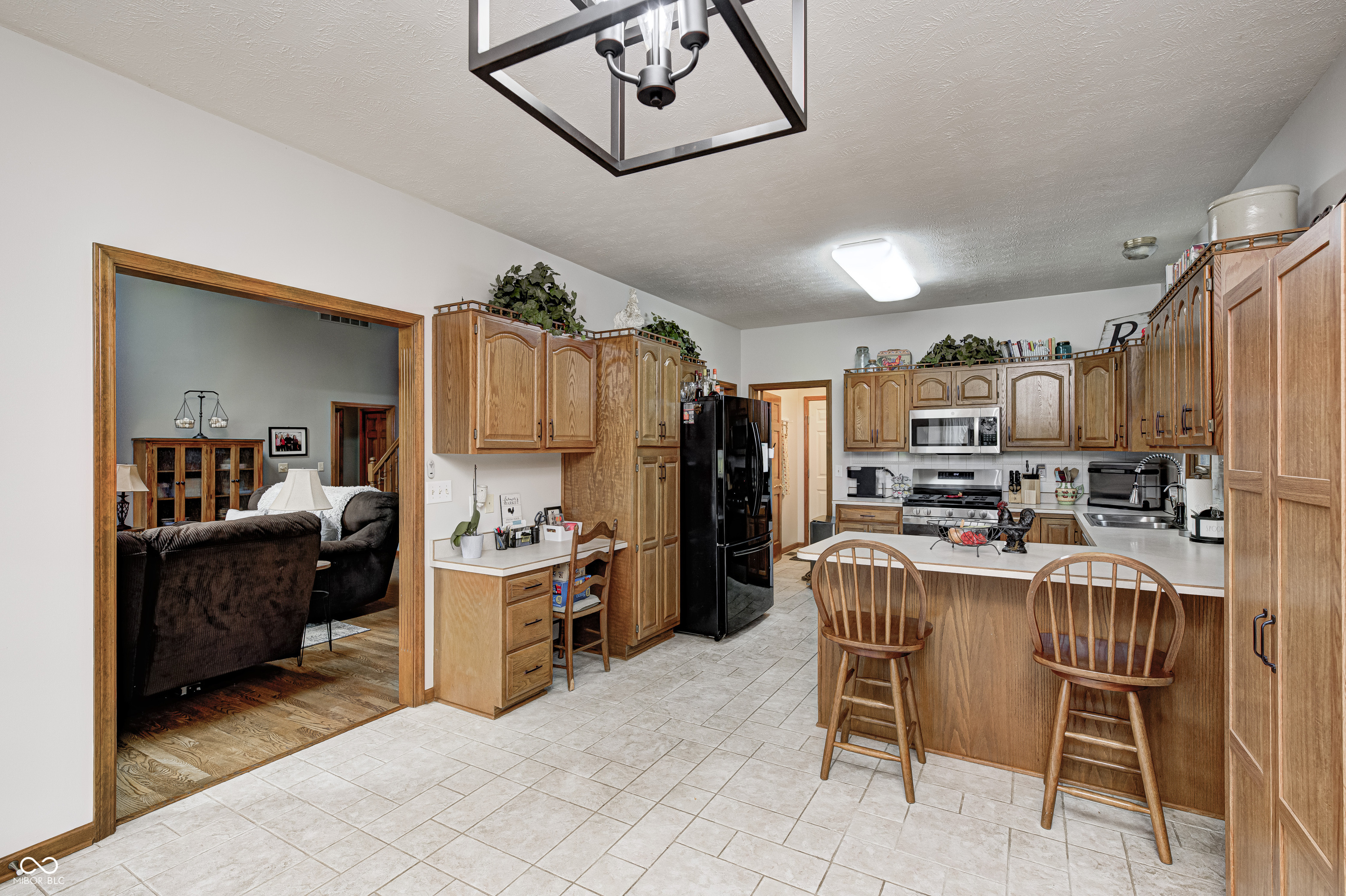 9311 Shady Bend