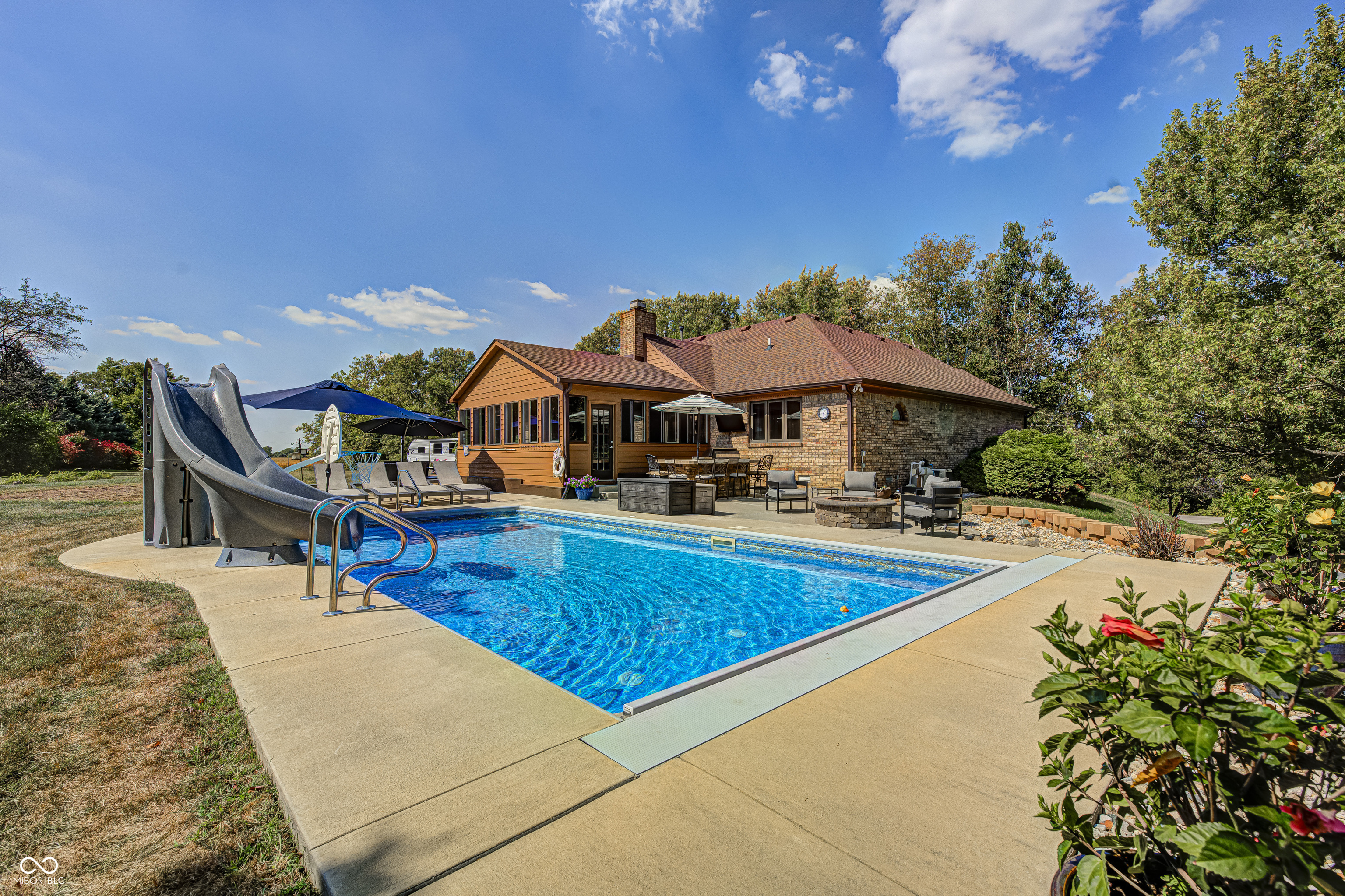 7665 Maloney Road