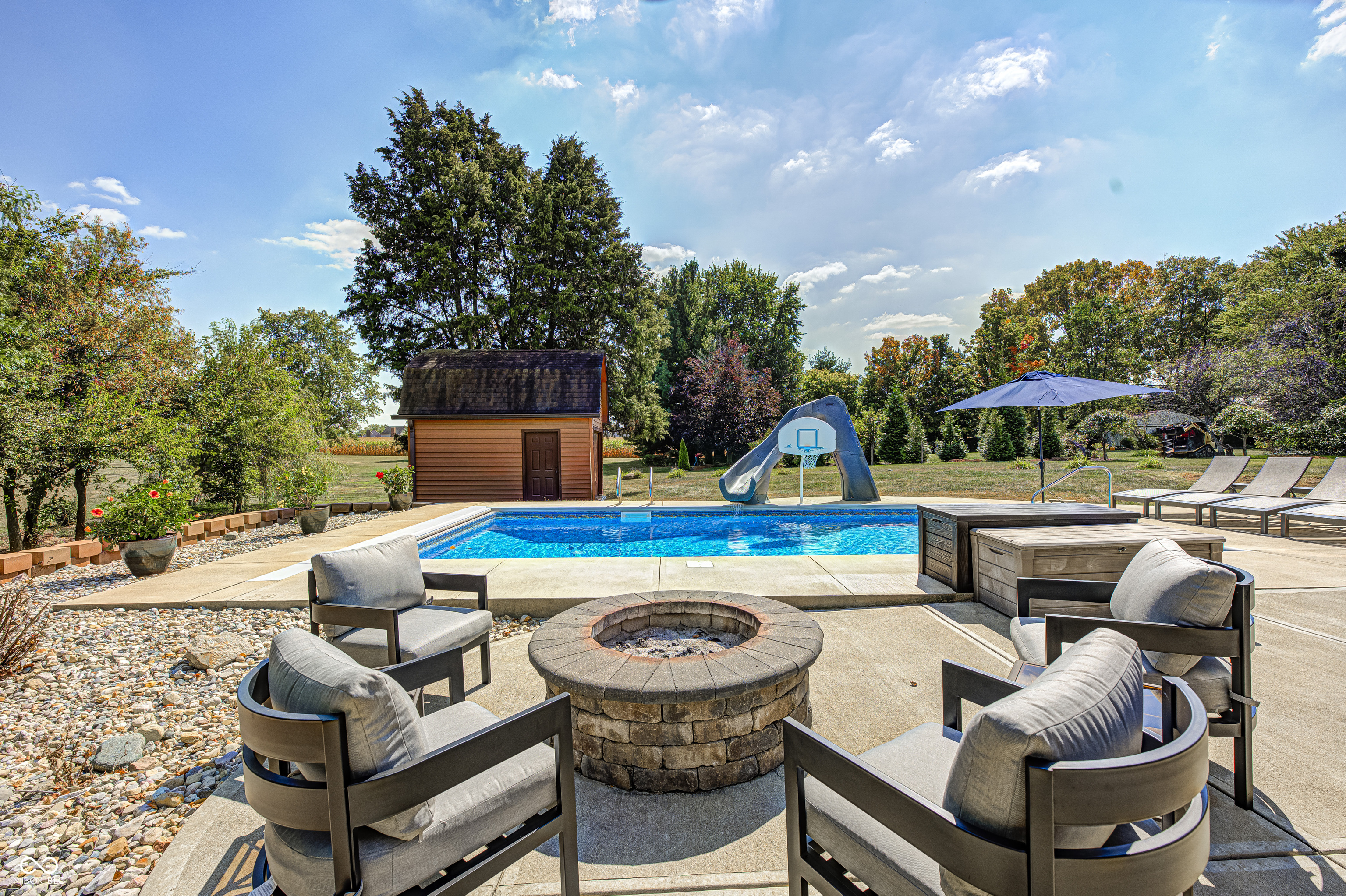 7665 Maloney Road