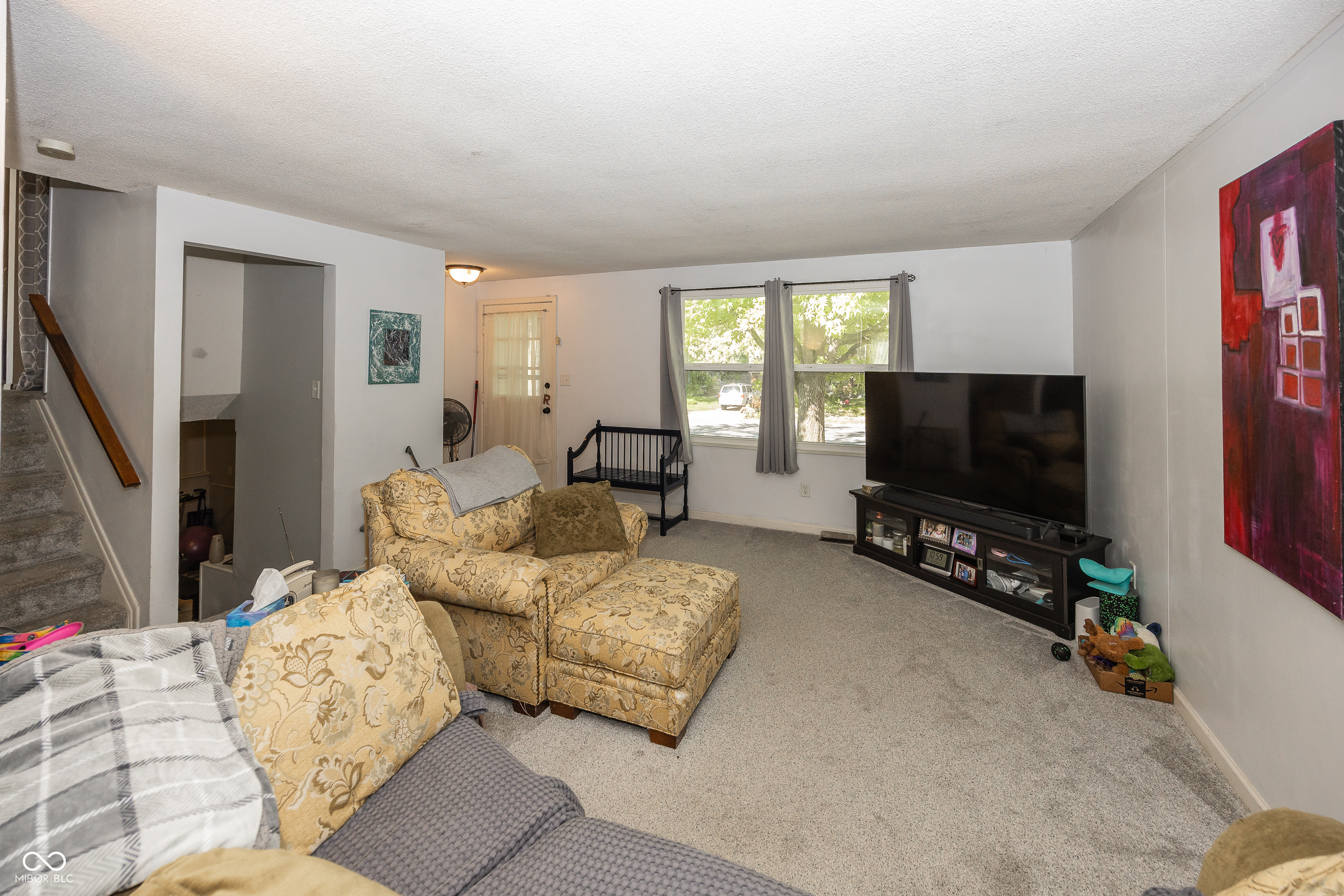 1639 Moores Court
