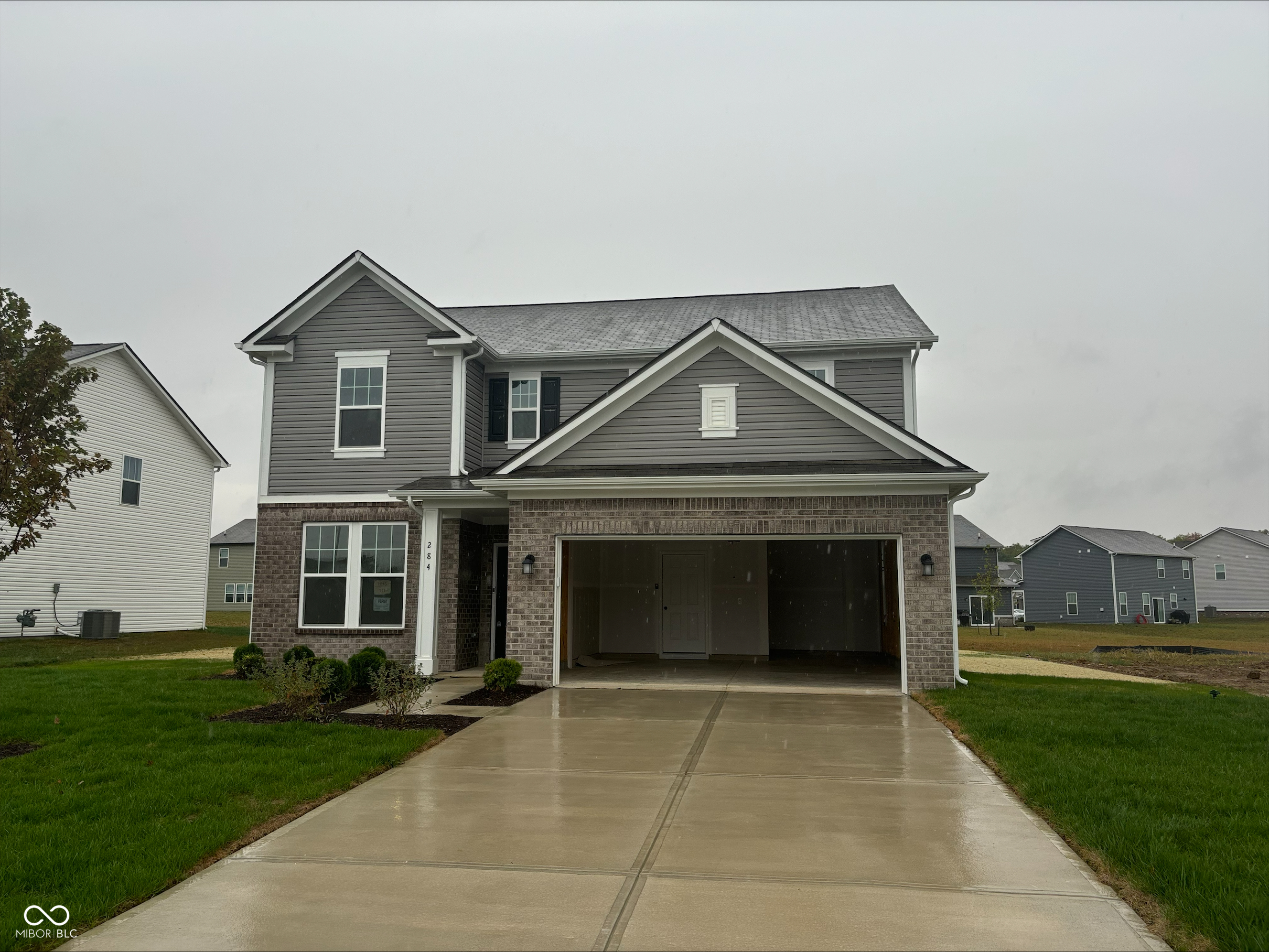 284 Commodore Drive