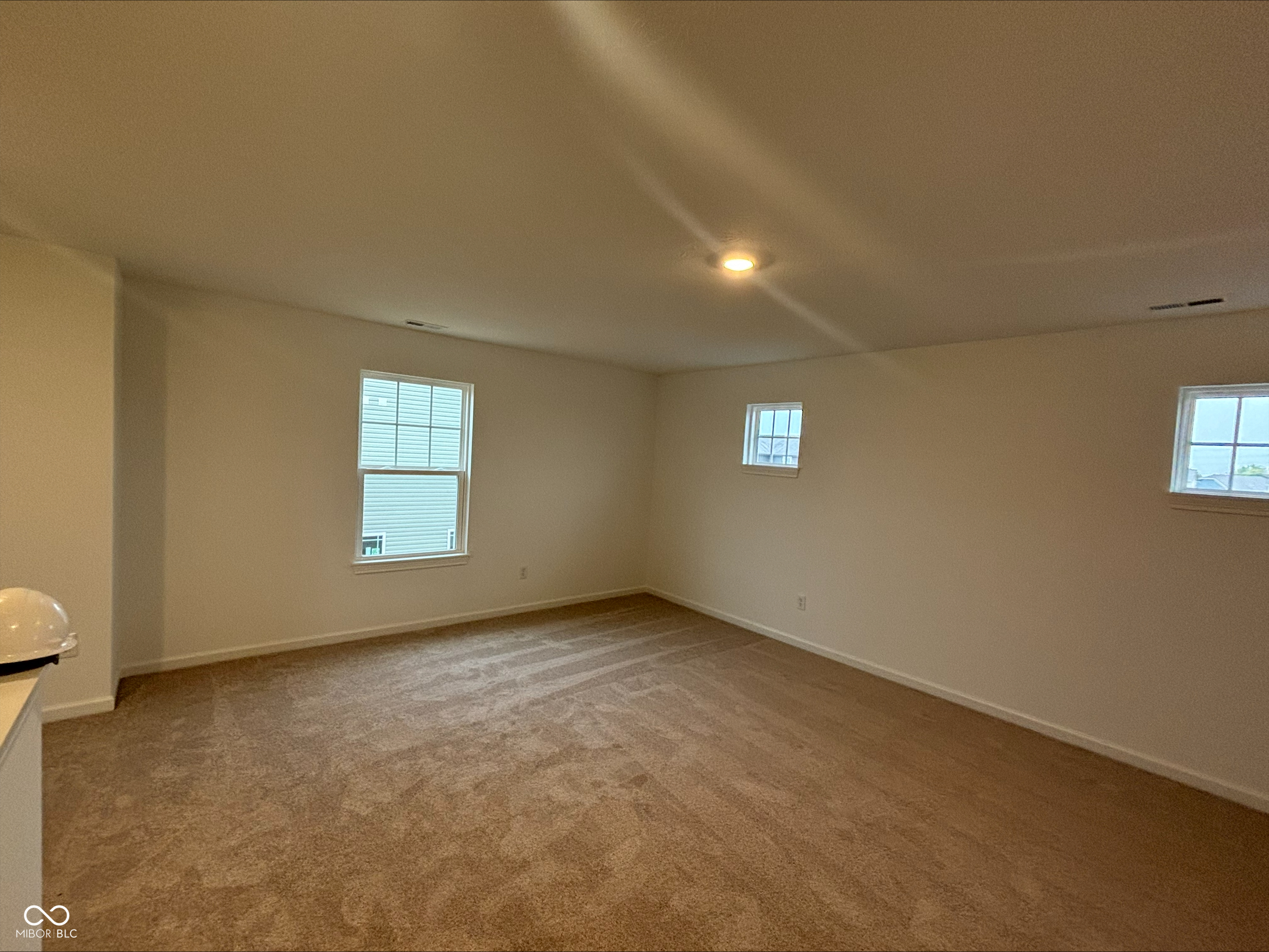 284 Commodore Drive