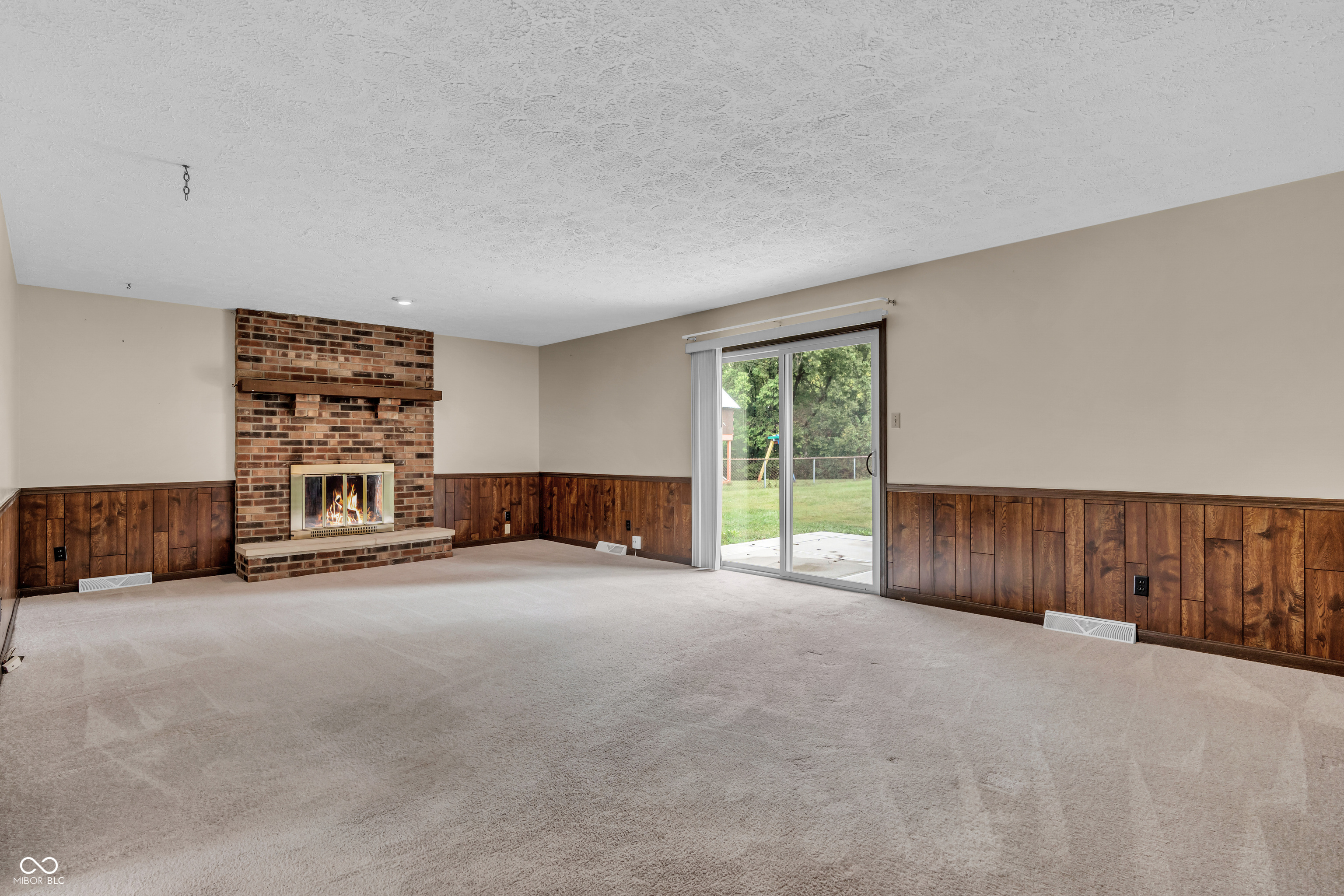 817 N Peterman Road