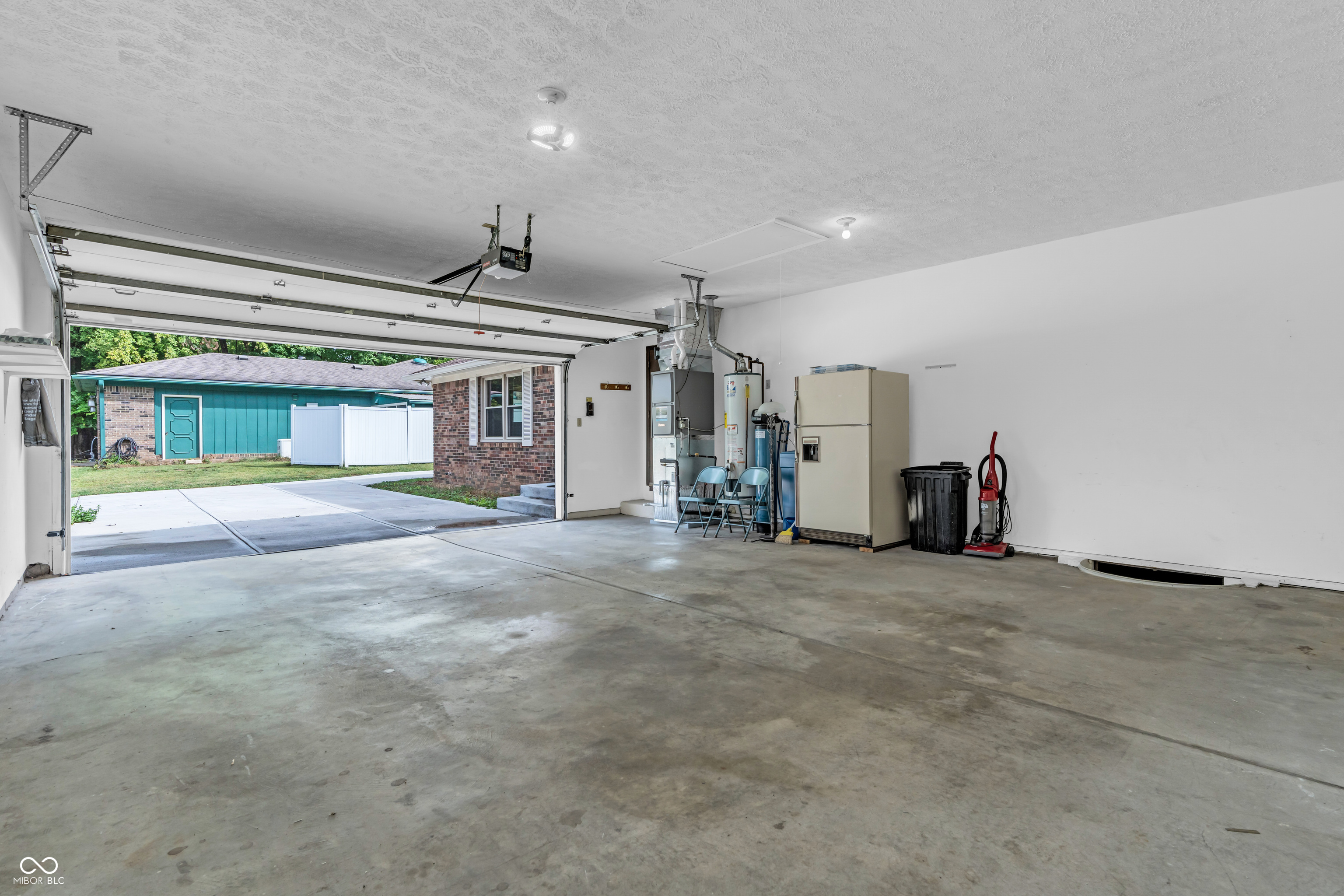817 N Peterman Road