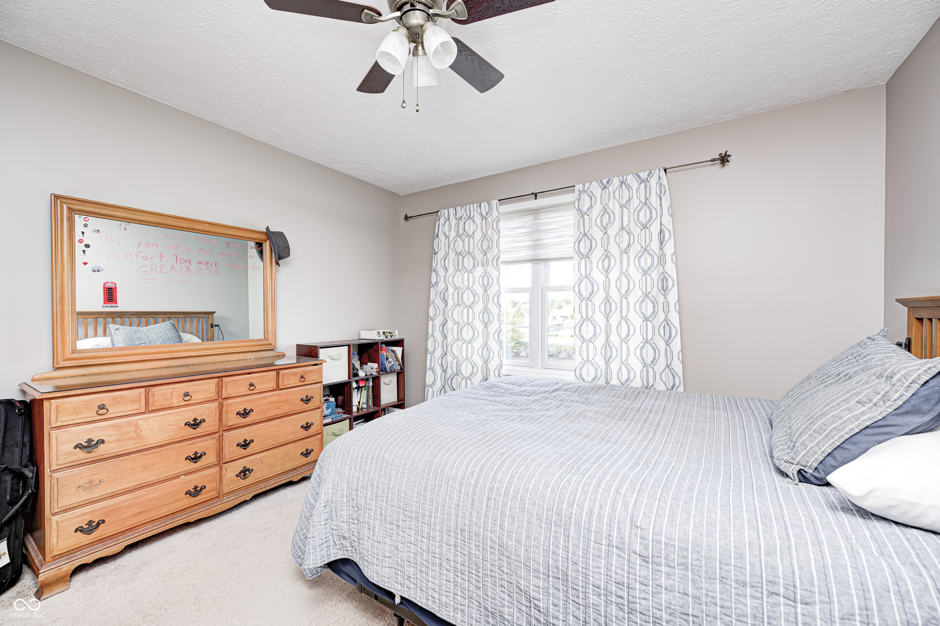 8001 Parkview