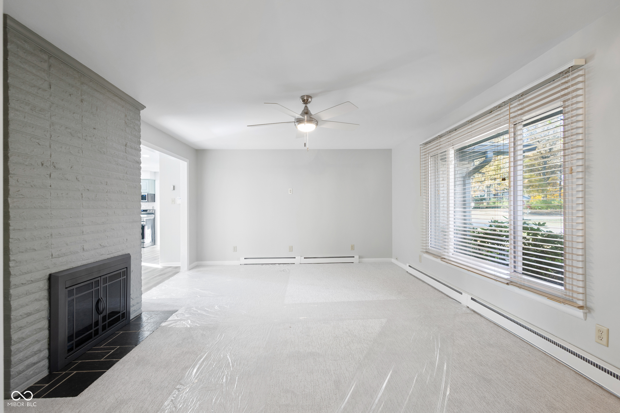 4589 Lincoln Road