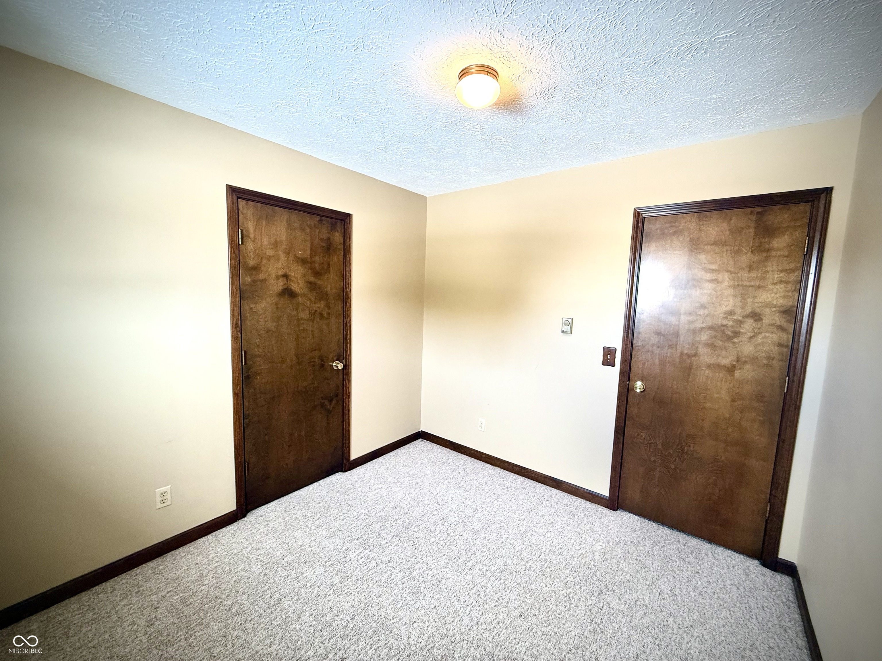 605 Somerset Drive