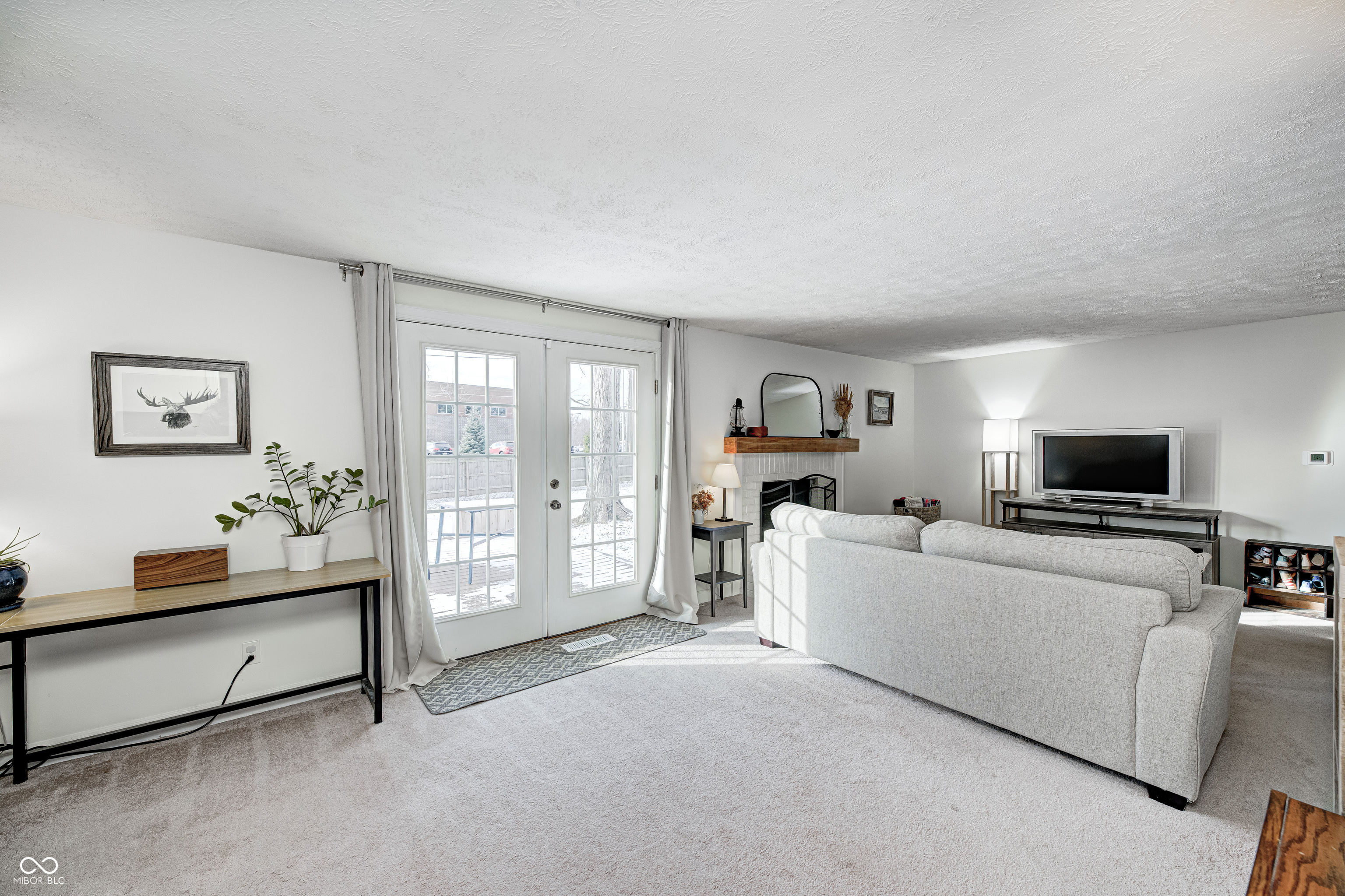 1751 Minturn Lane