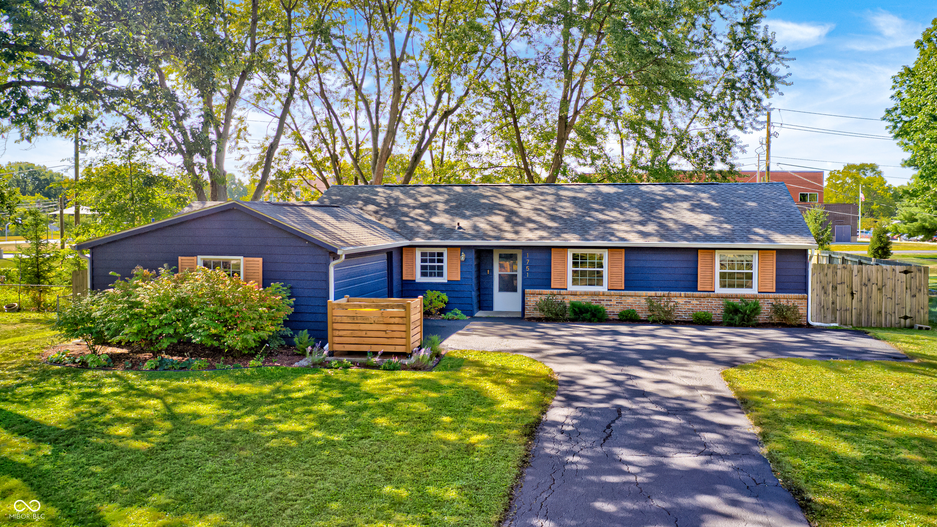 1751 Minturn Lane