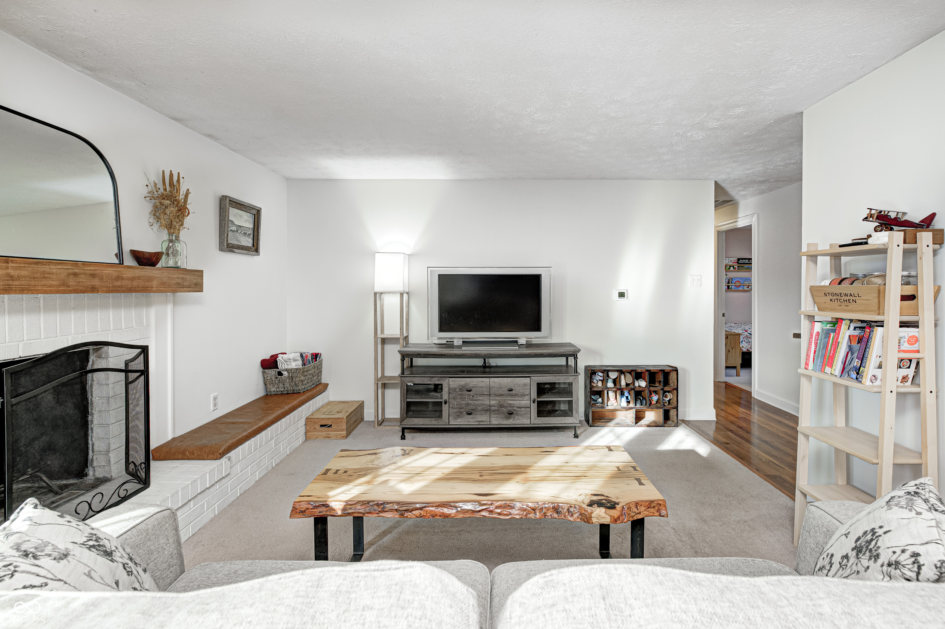 1751 Minturn Lane