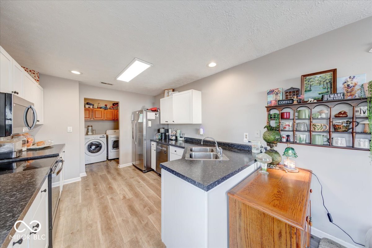6608 Dunsdin Drive