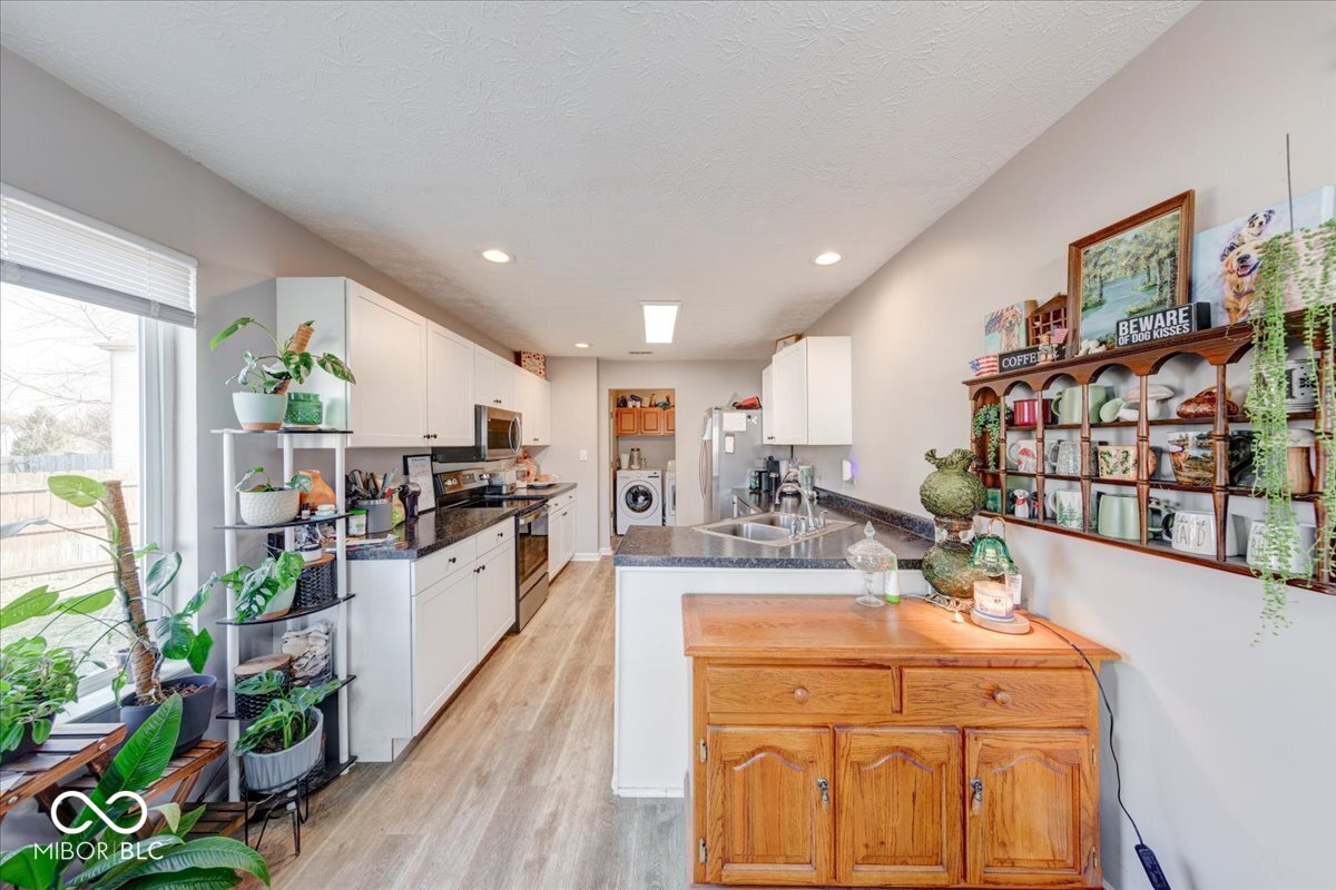 6608 Dunsdin Drive