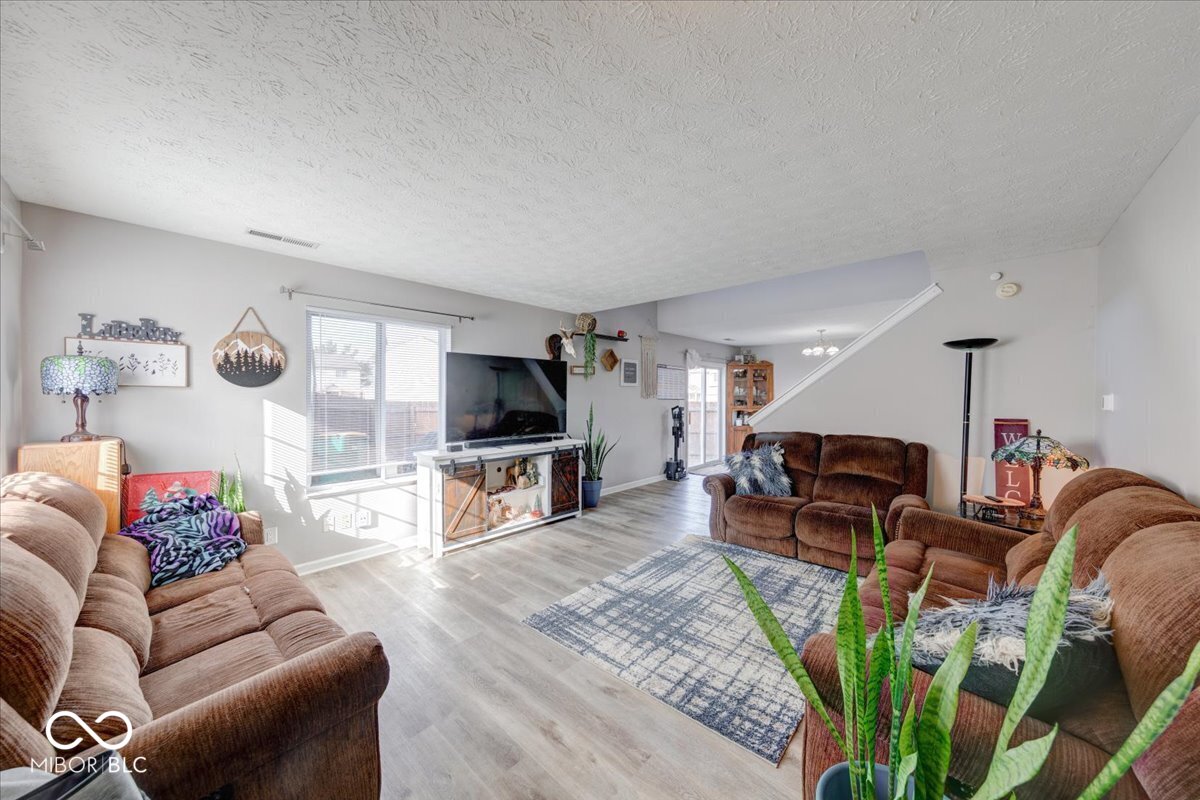6608 Dunsdin Drive